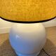 Lampe en porcelaine blanche 1970 et abat- jour contemporain