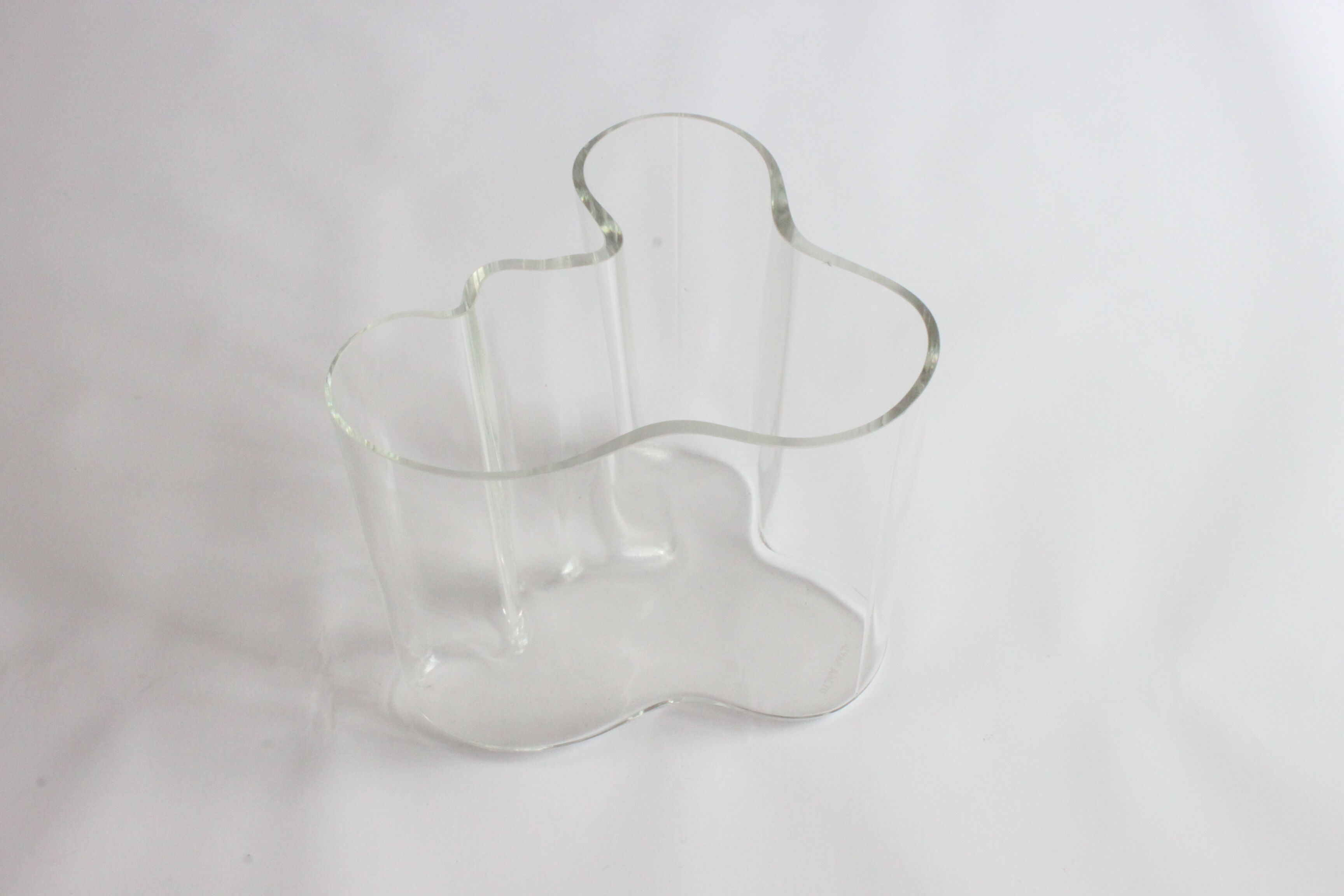 Savoy vase by Alvar Aalto for Iitalla Finland