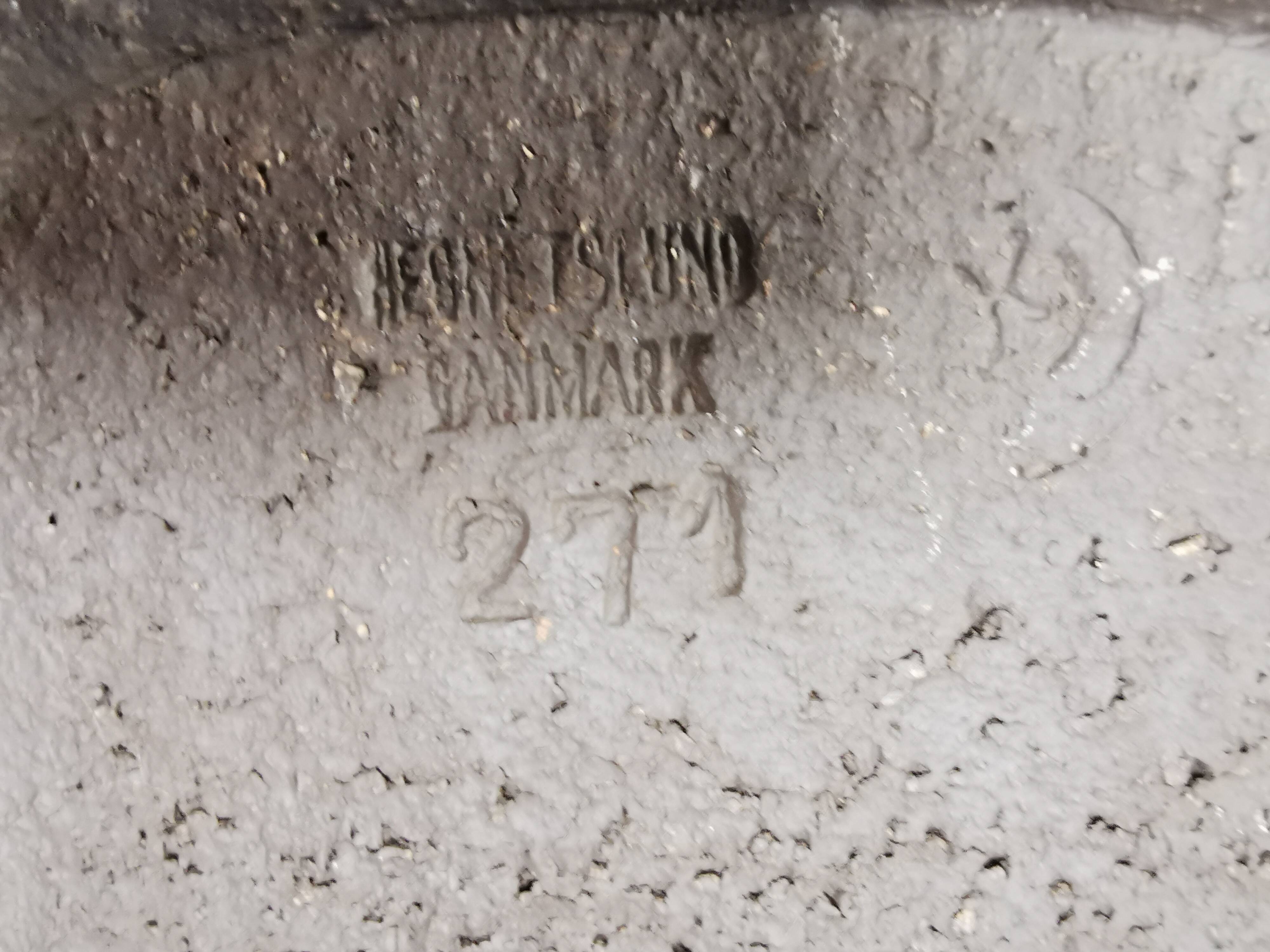 Beautiful dish from Hegnetslund Denmark 1970s.