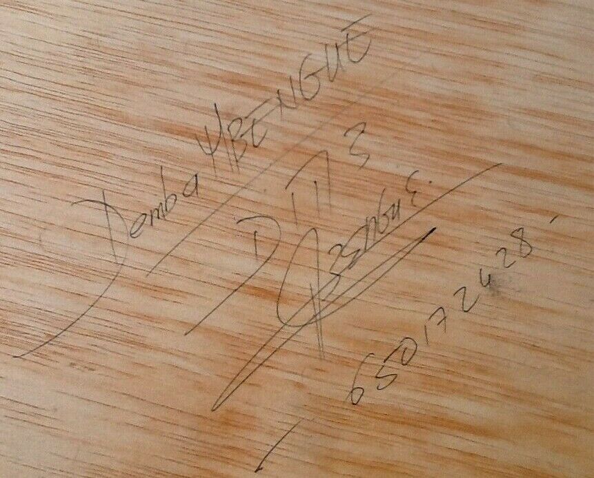 Sand painting on wood panel African buffaloes Artist Dm3 (Demba Mbengue)