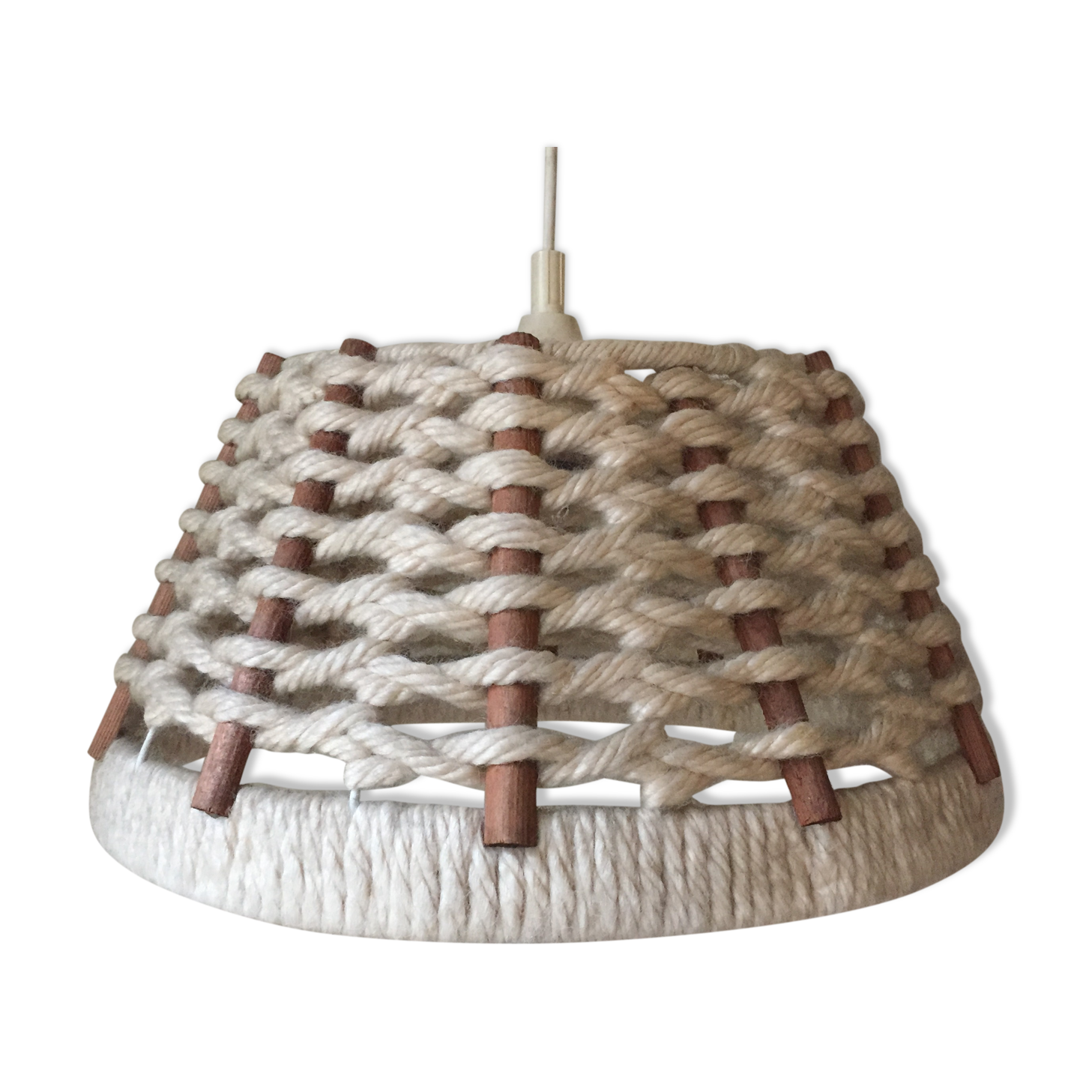 Scandinavian hanging lamp