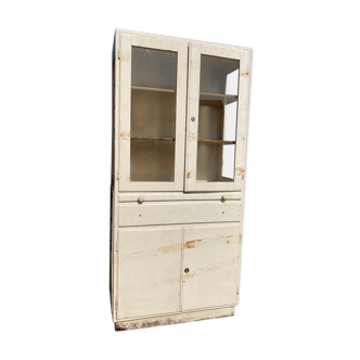 Vitrine de docteur en bois