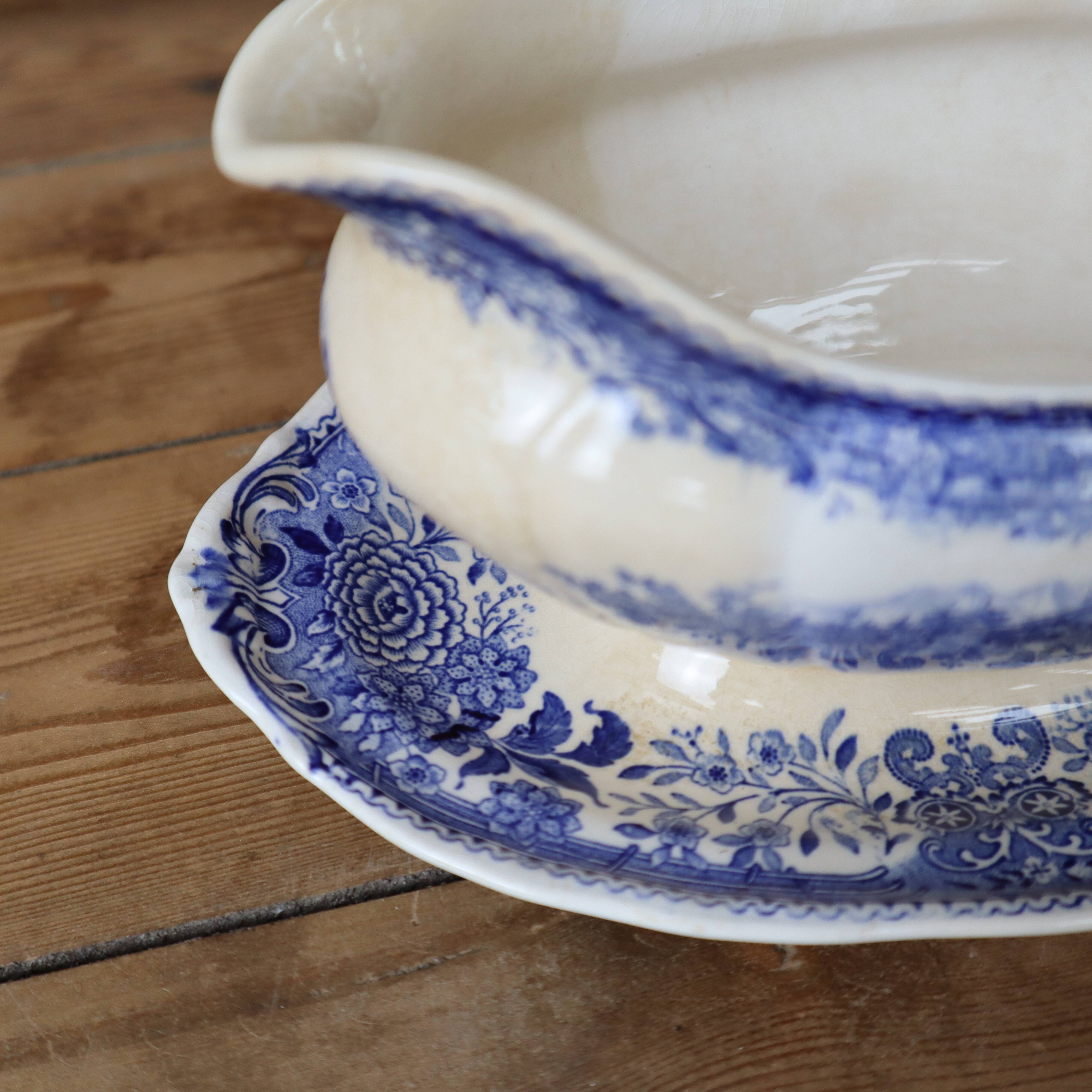 Old villeroy and boch ceramic sauce boat burgenland model