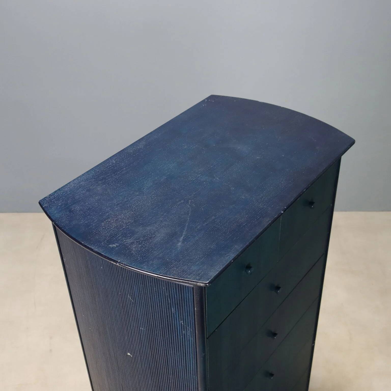 Roberti Rattan chest of drawers with eight drawers