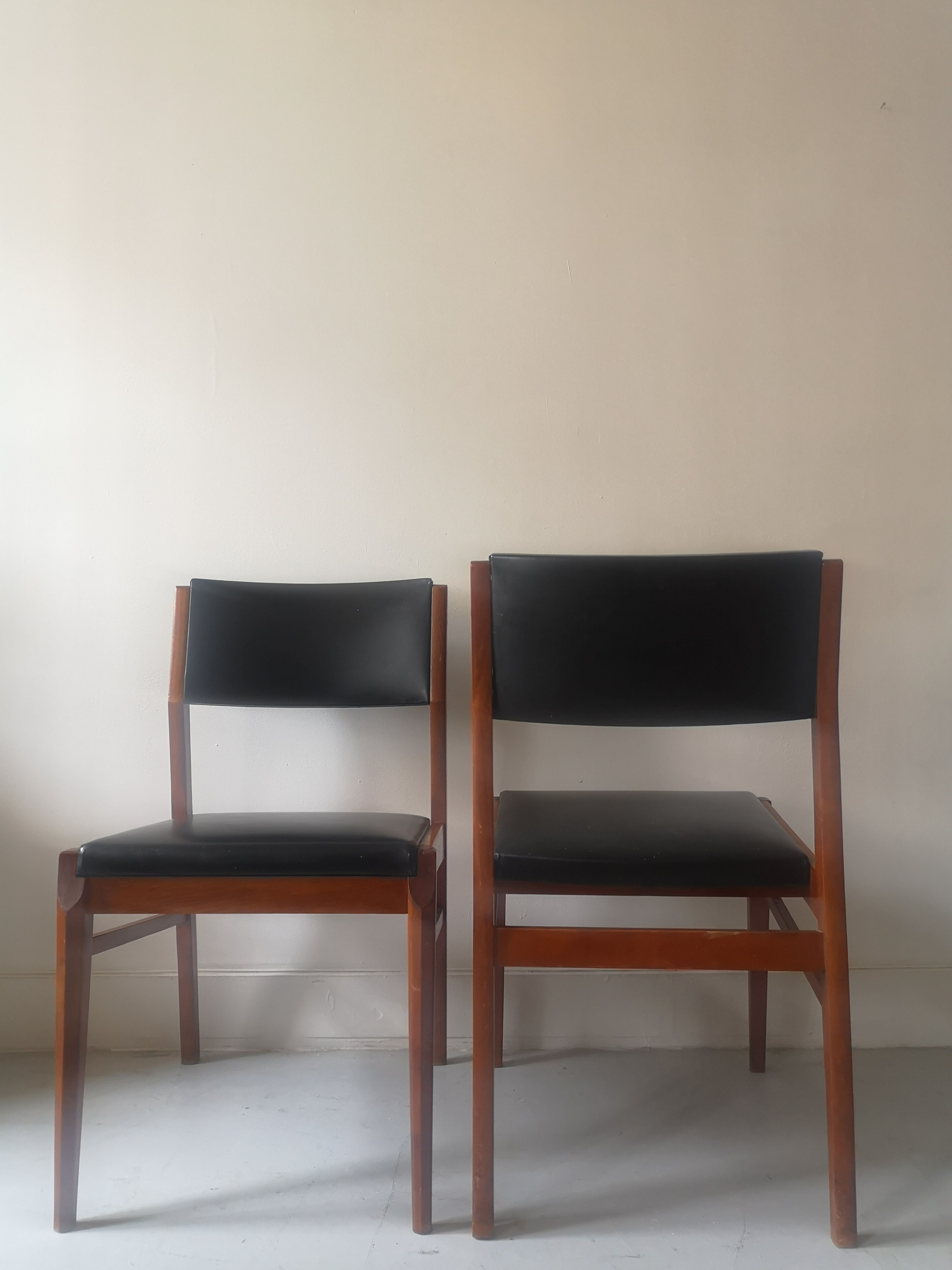 Pair of scandinavian chairs, teak and leather, 1960