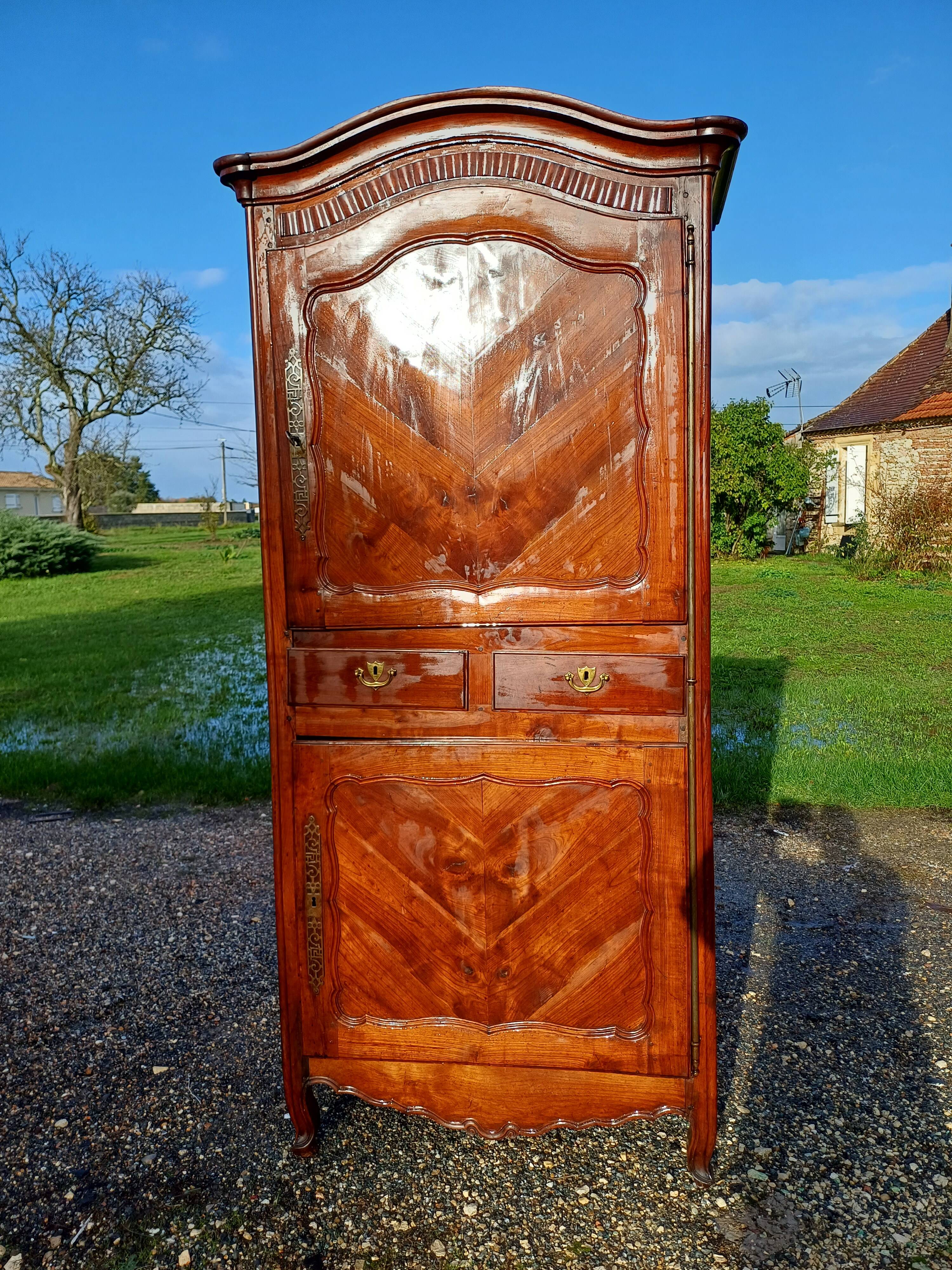 19th century walnut wardrobe with 2 doors and 2 drawers