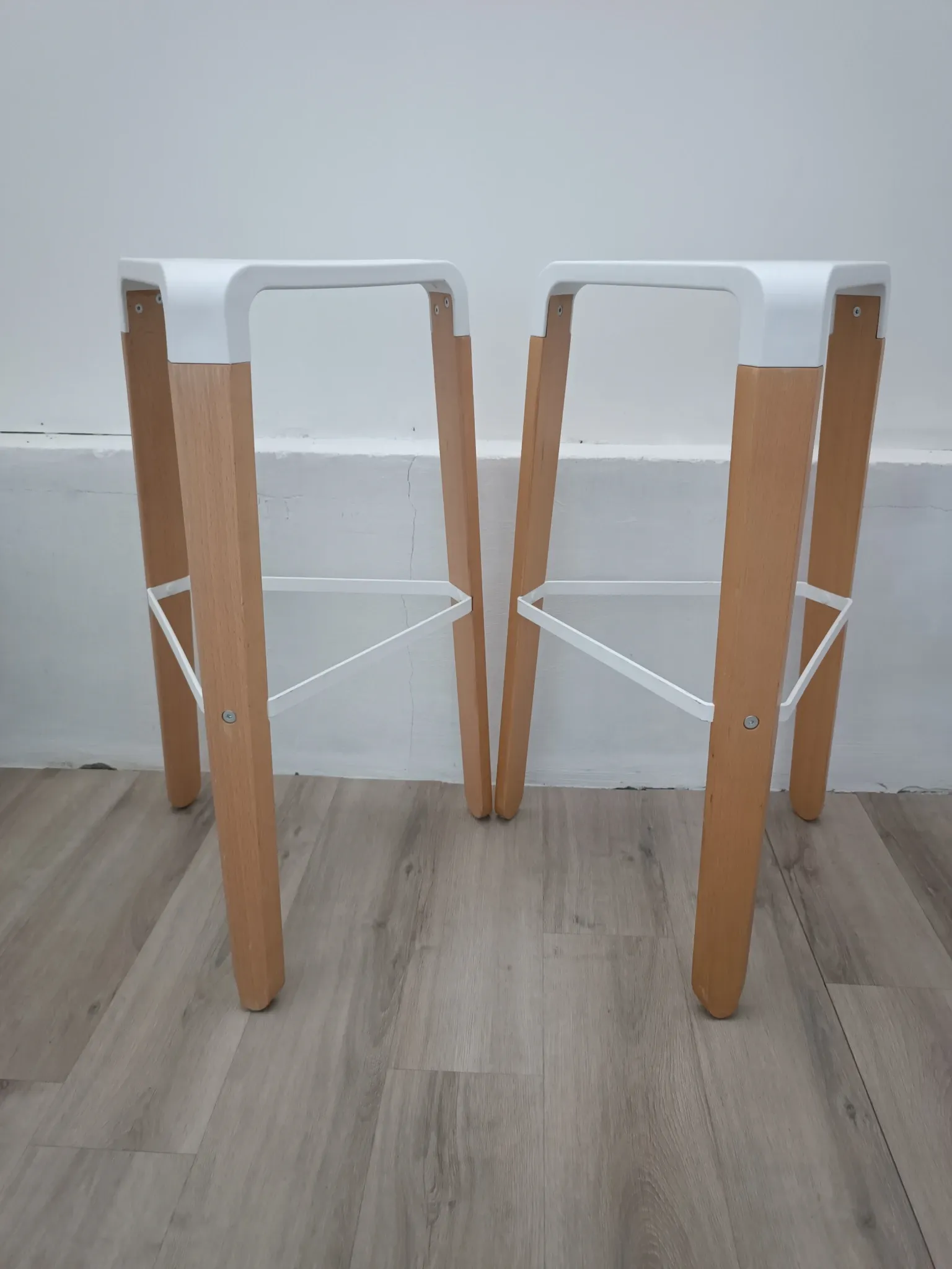 Picapau stools by Orlandini & Radice for Infiniti