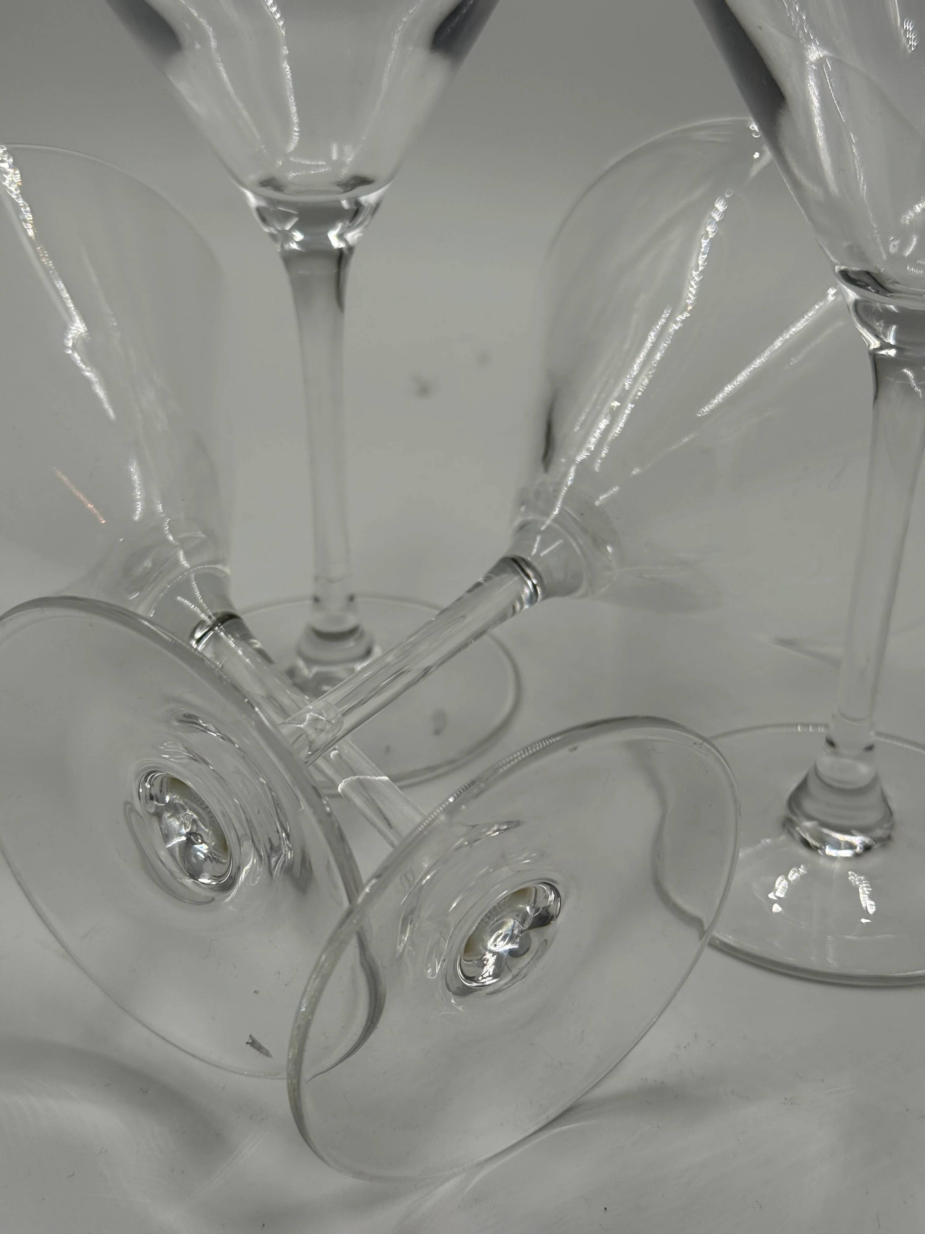 Set of 4 martini glasses