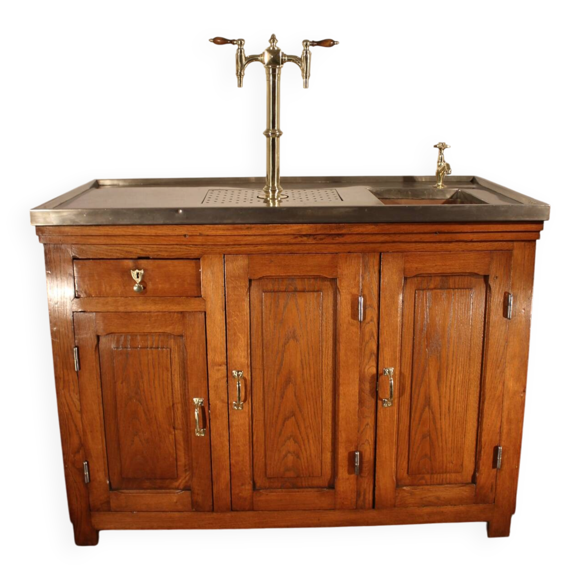 Small bar around 1900