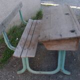 Wire desk base flat iron