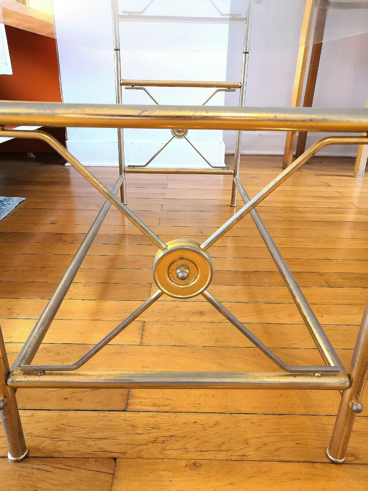 Coffee table 60/70 brass and glass
