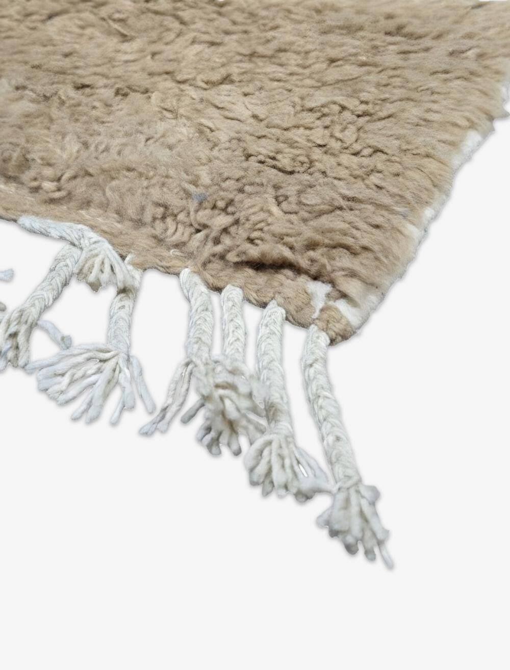 Contemporary Beige Rug - 297 x 253 cm
