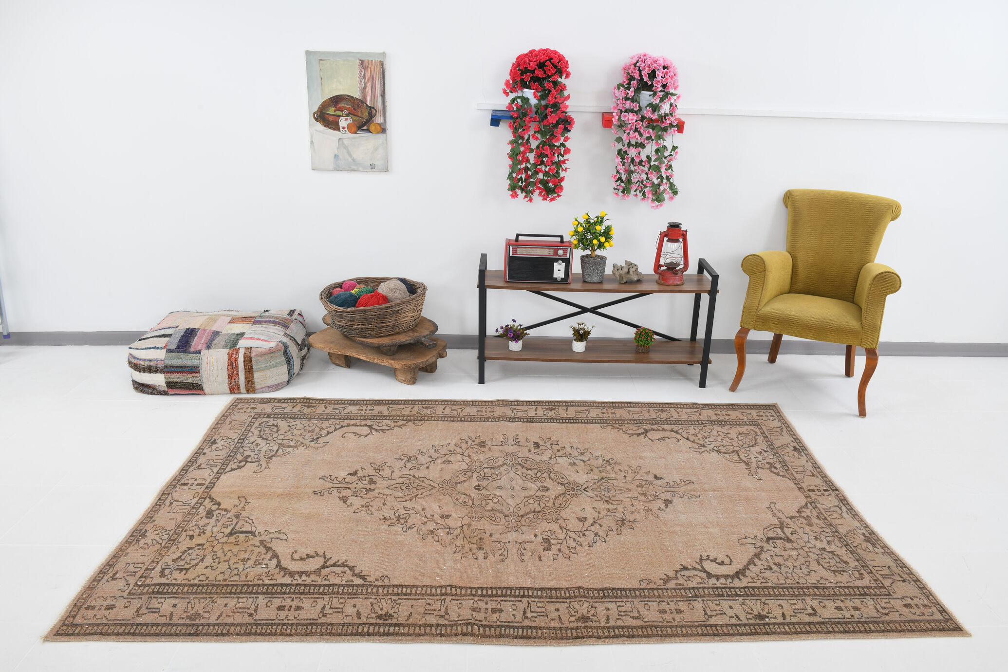 Classic floral brown vintage  rug