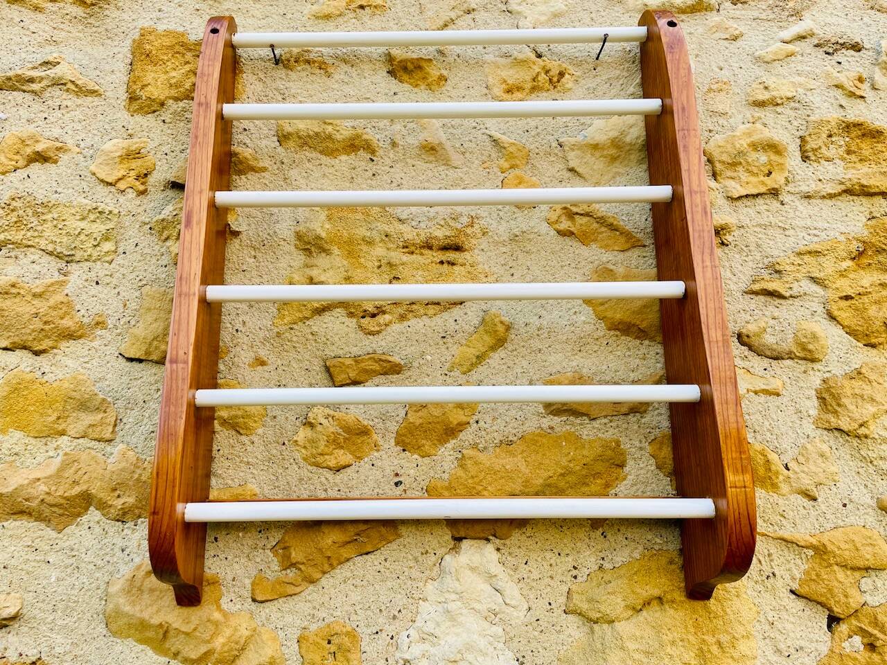 Vintage oak towel rack/wall-mounted bracket, circa 1970s