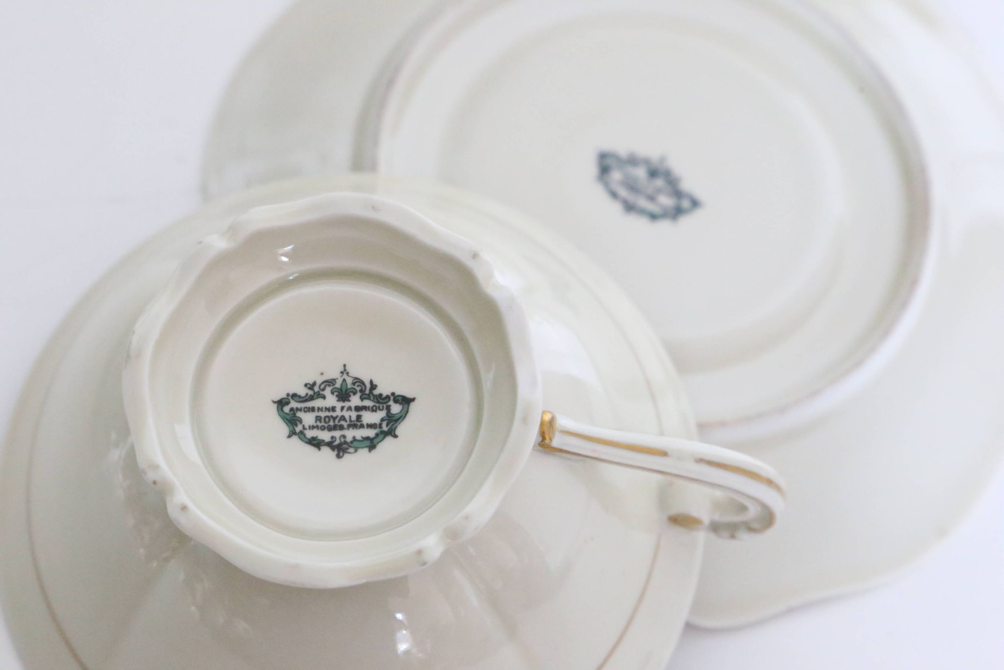 Set of 4 tea cups, porcelain Old Royal Factory of Limoges, Vintage