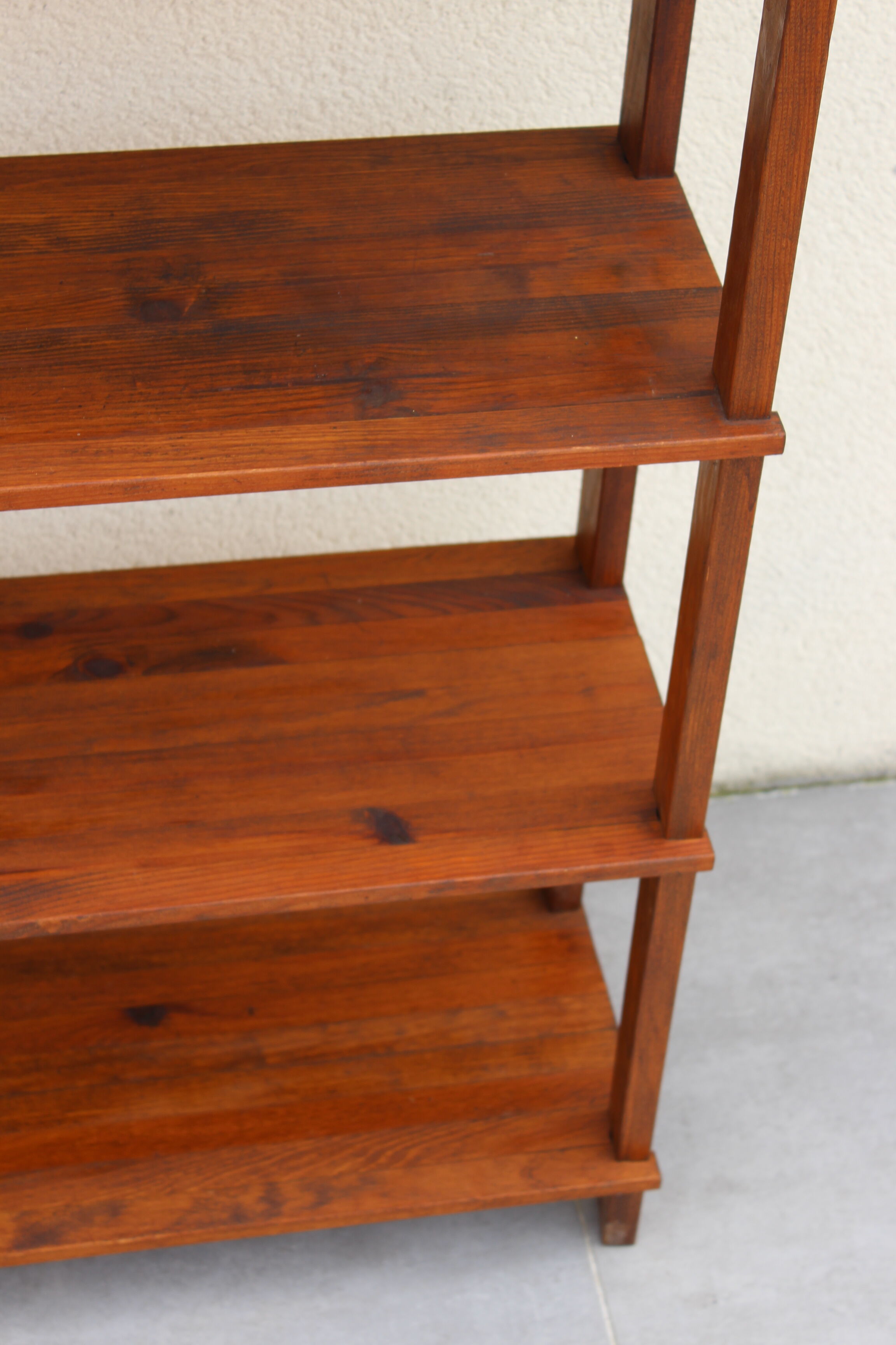Vintage shelf scandinavian design