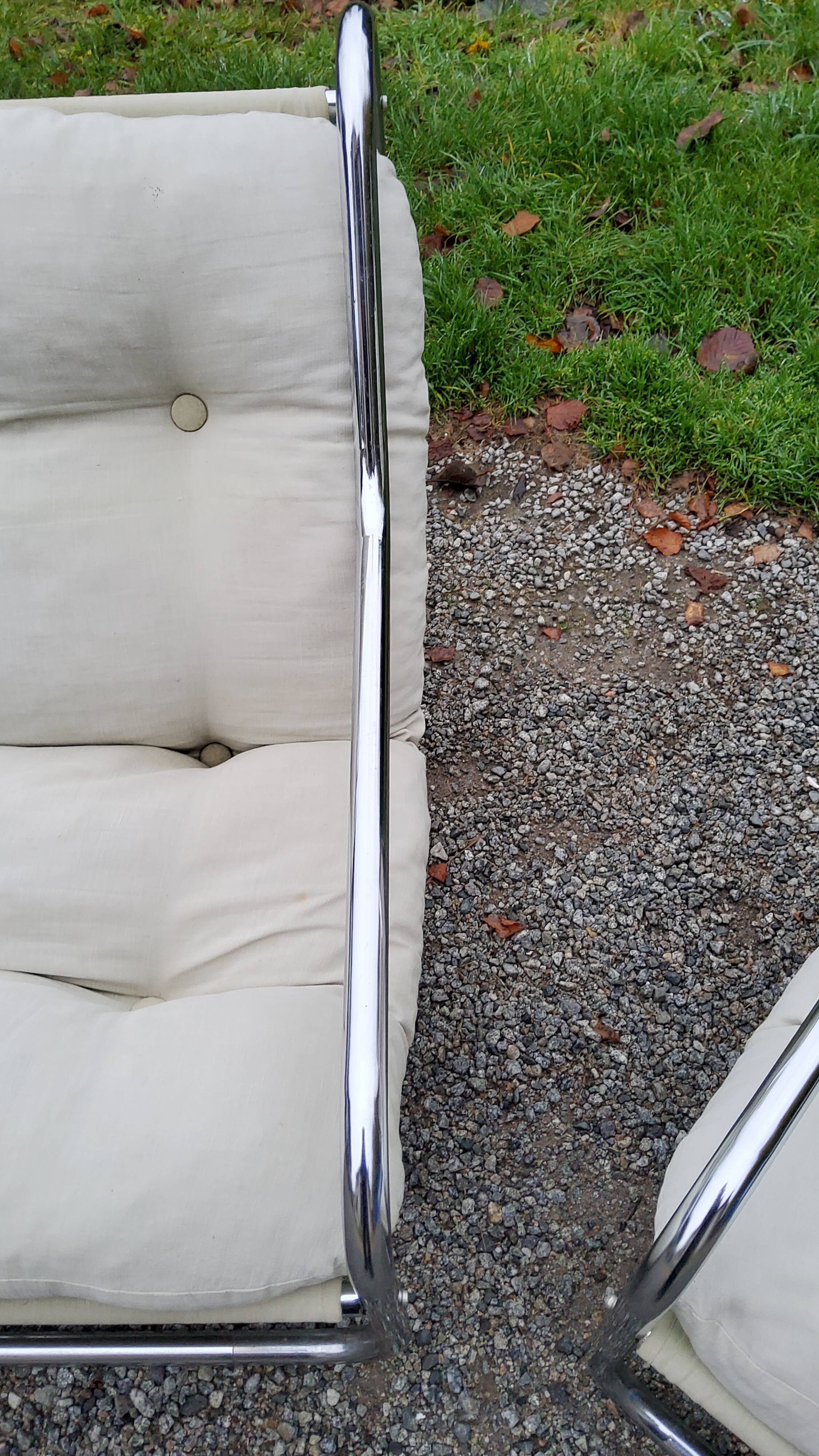 Pair of armchairs from the 70s chrome tubes and cotton canvas