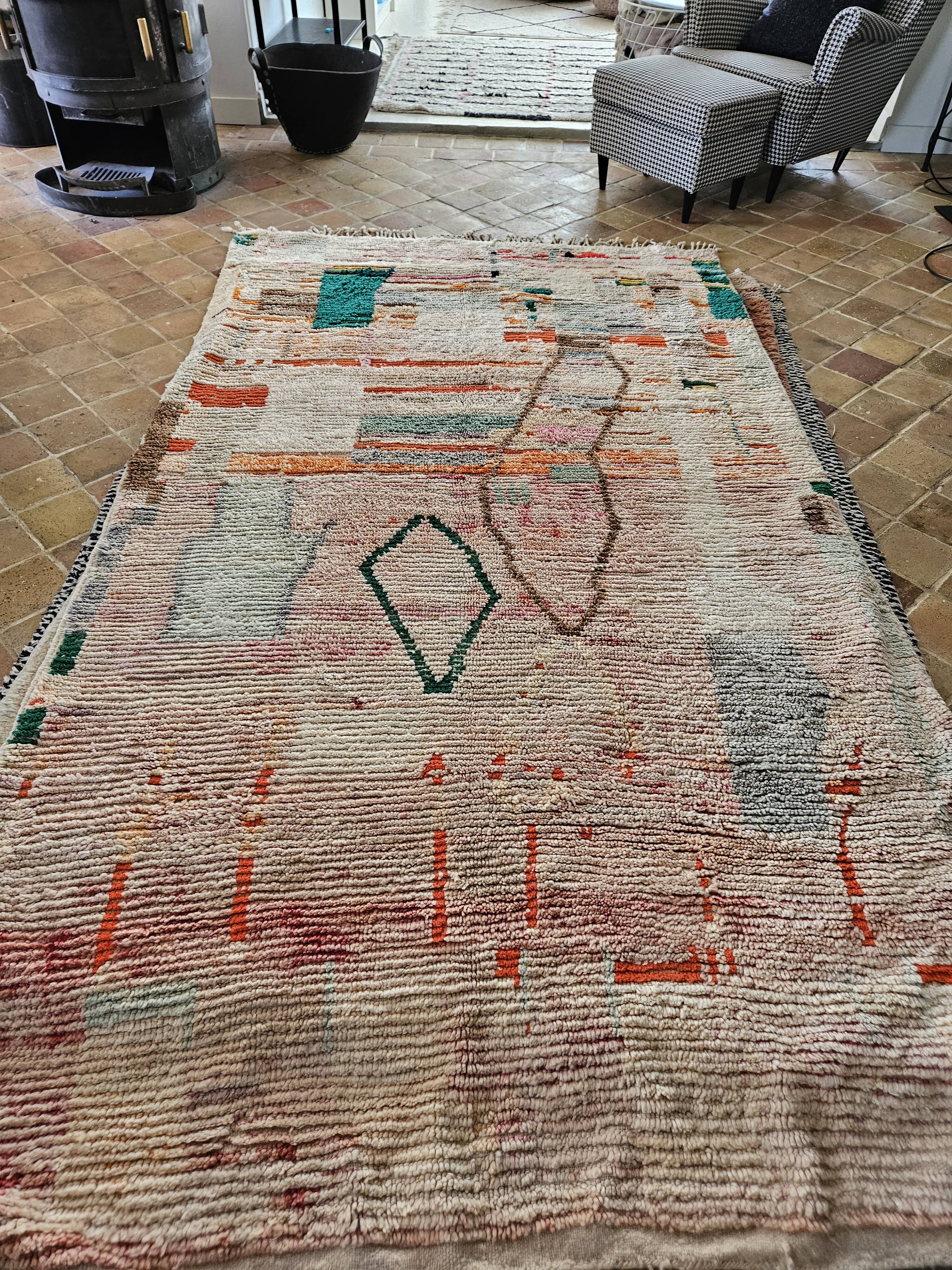 Berber Boujaad rug in coloured wool