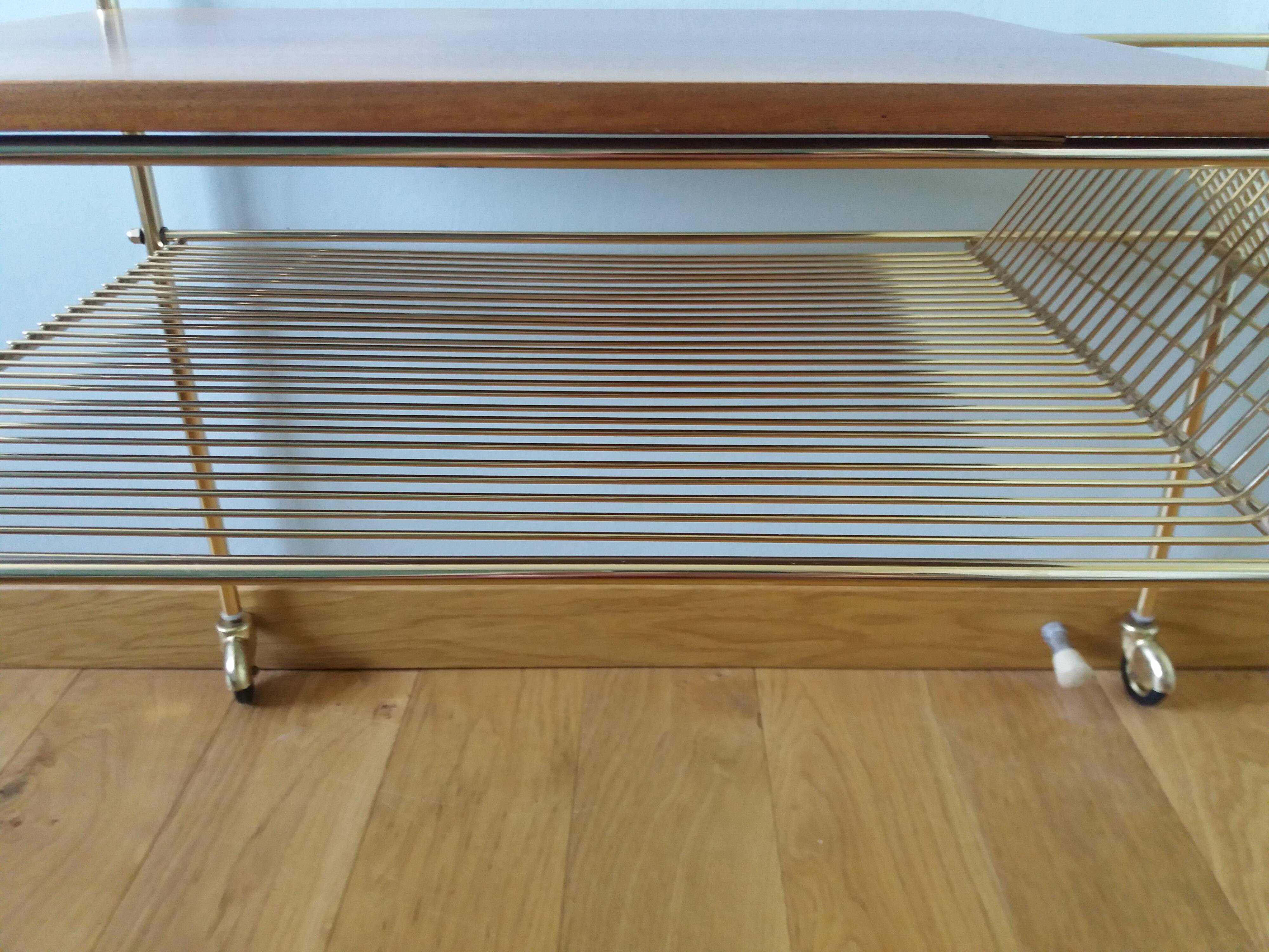 Vinyl hi-fi console with wheels in gold metal and wood
