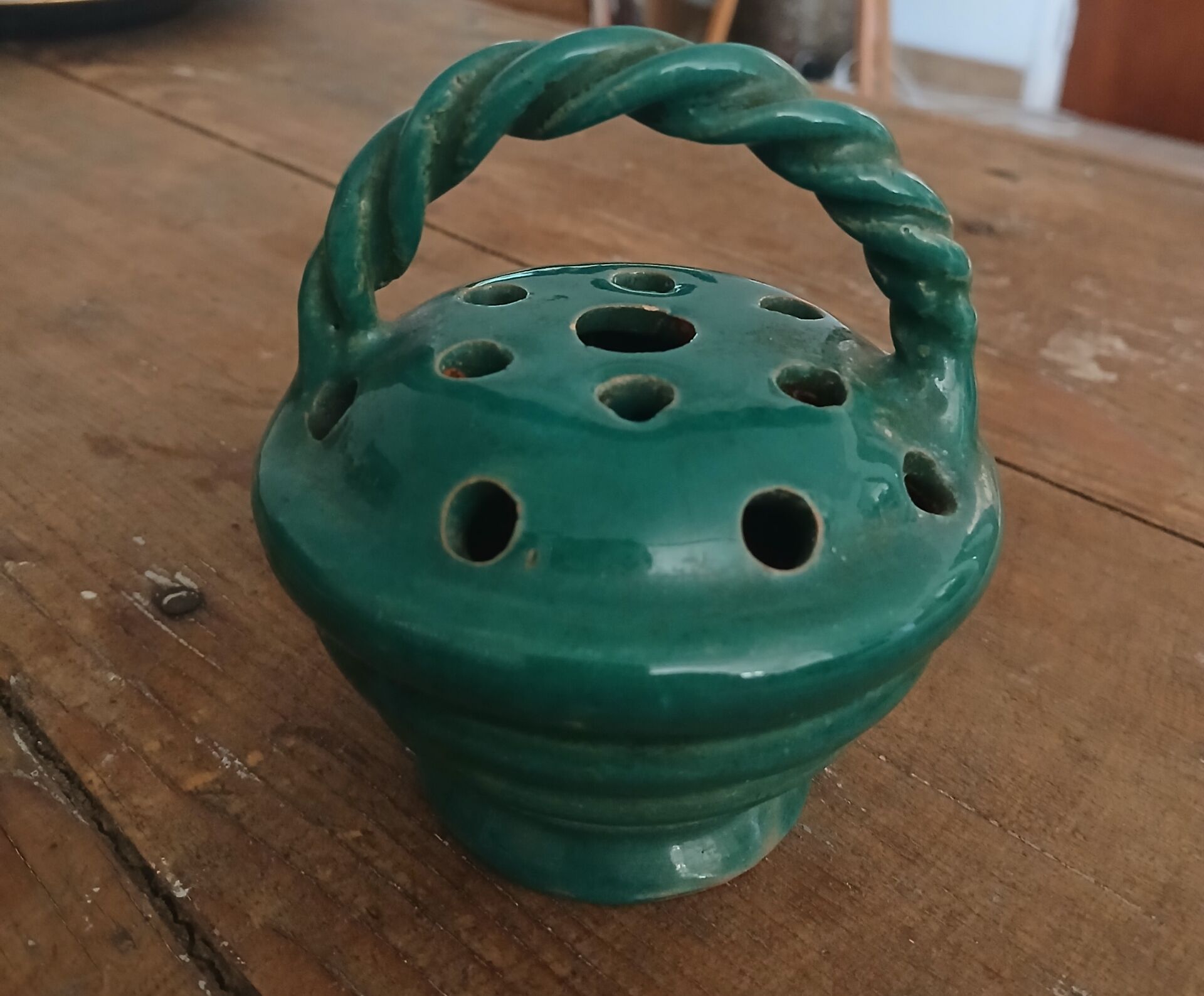 Ceramic flower pick