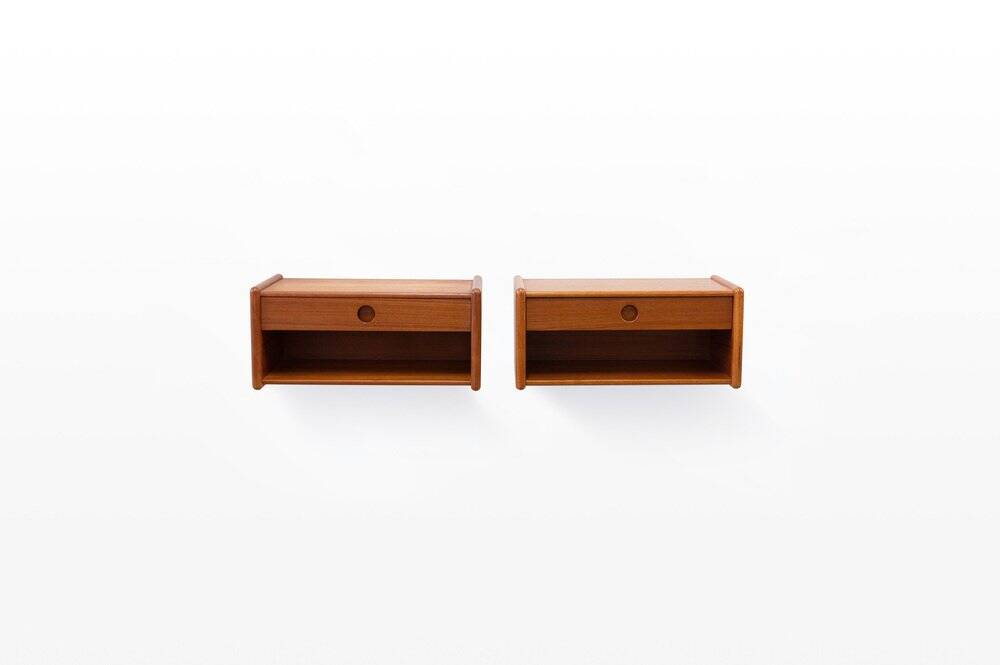Set of 2 wall-mounted cabinets by Vildbjerg Møbelfabrik, 1960s