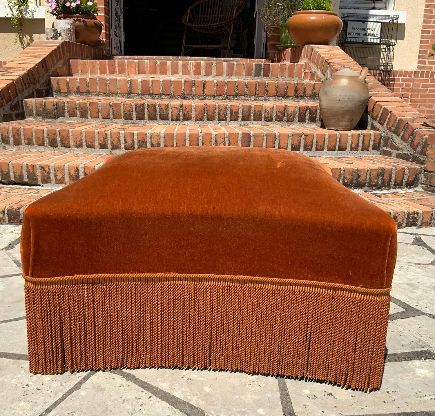 XL Ottoman Pouf Napoleon III