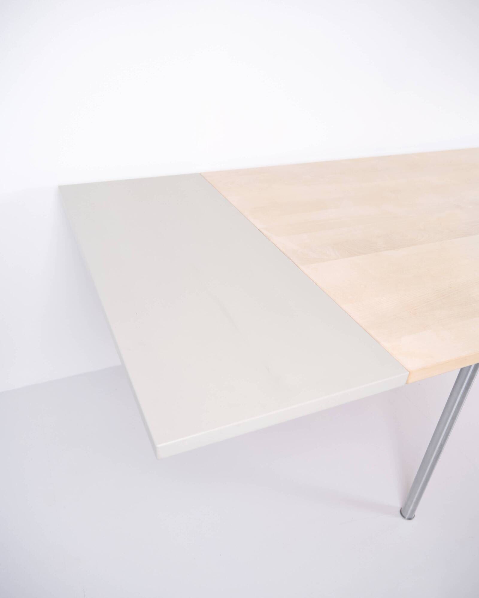 CH318 dining table – Hans J. Wegner – solid beech – extension leaves – Tranekær Møbler