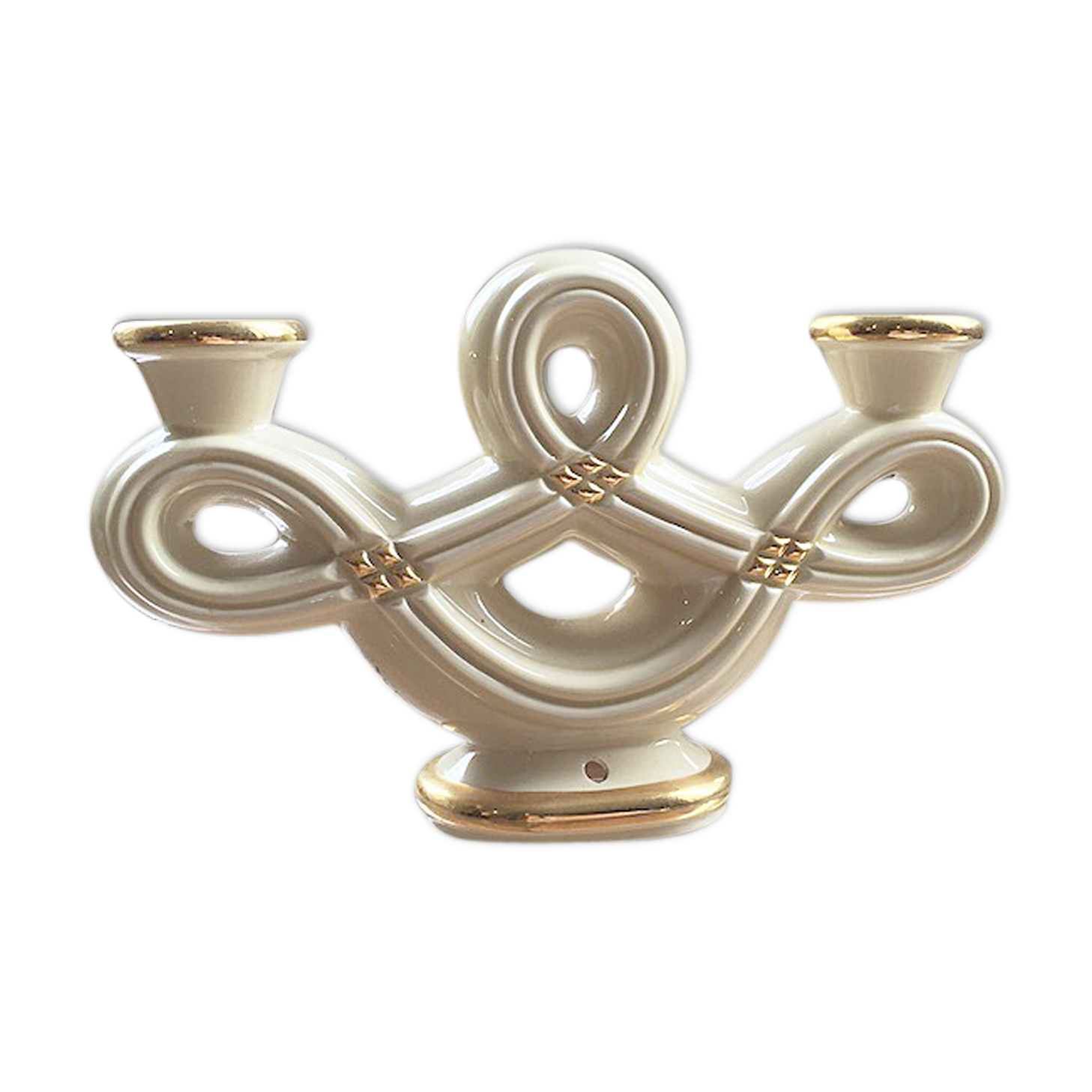 Former candlestick in white ceramic