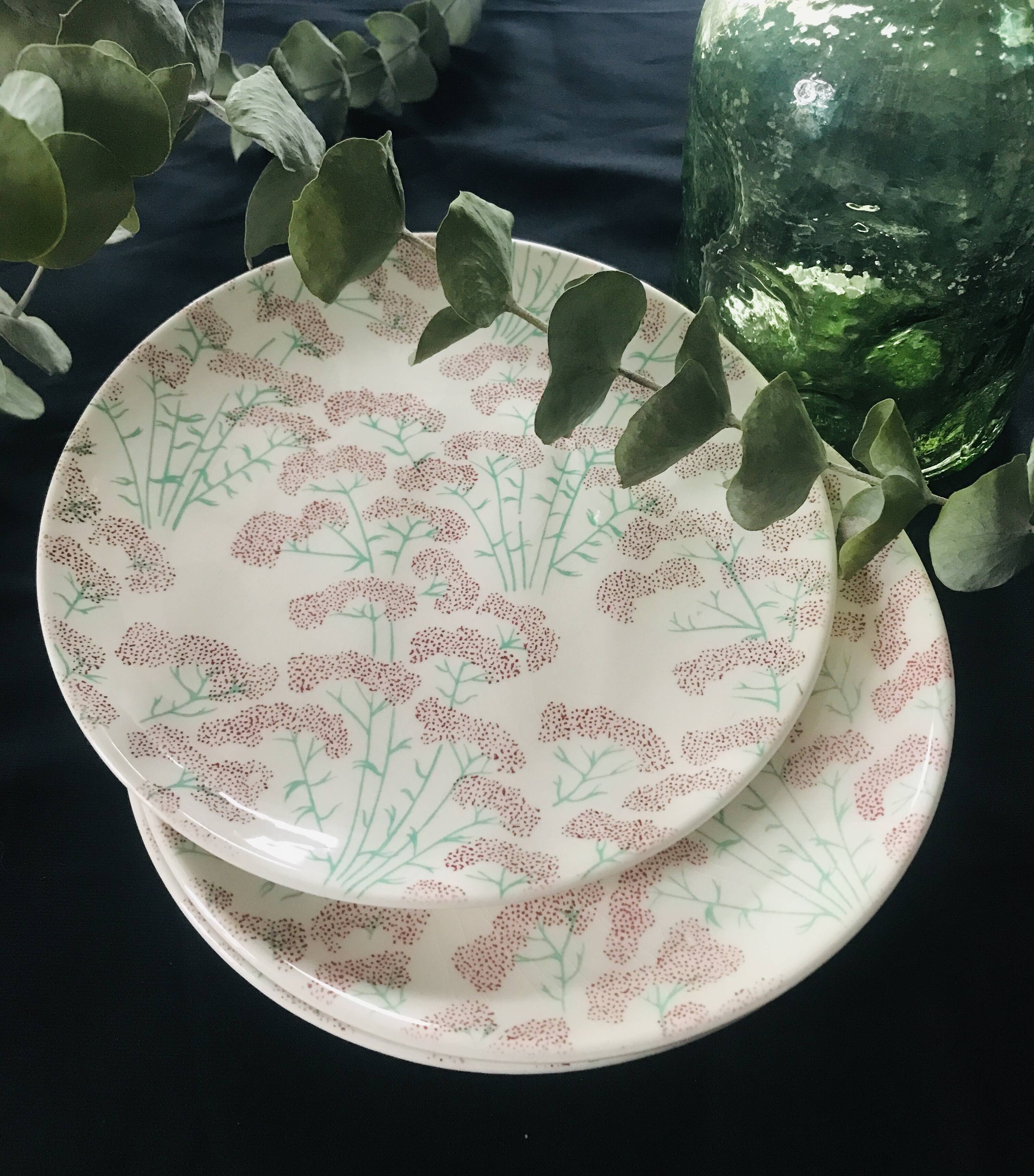 Ombelles Gien dessert plates