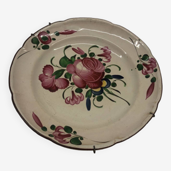 Plate with hollow rose decoration, 19th century, in Eastern earthenware