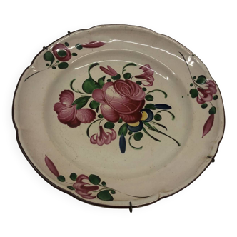 Plate with hollow rose decoration, 19th century, in Eastern earthenware