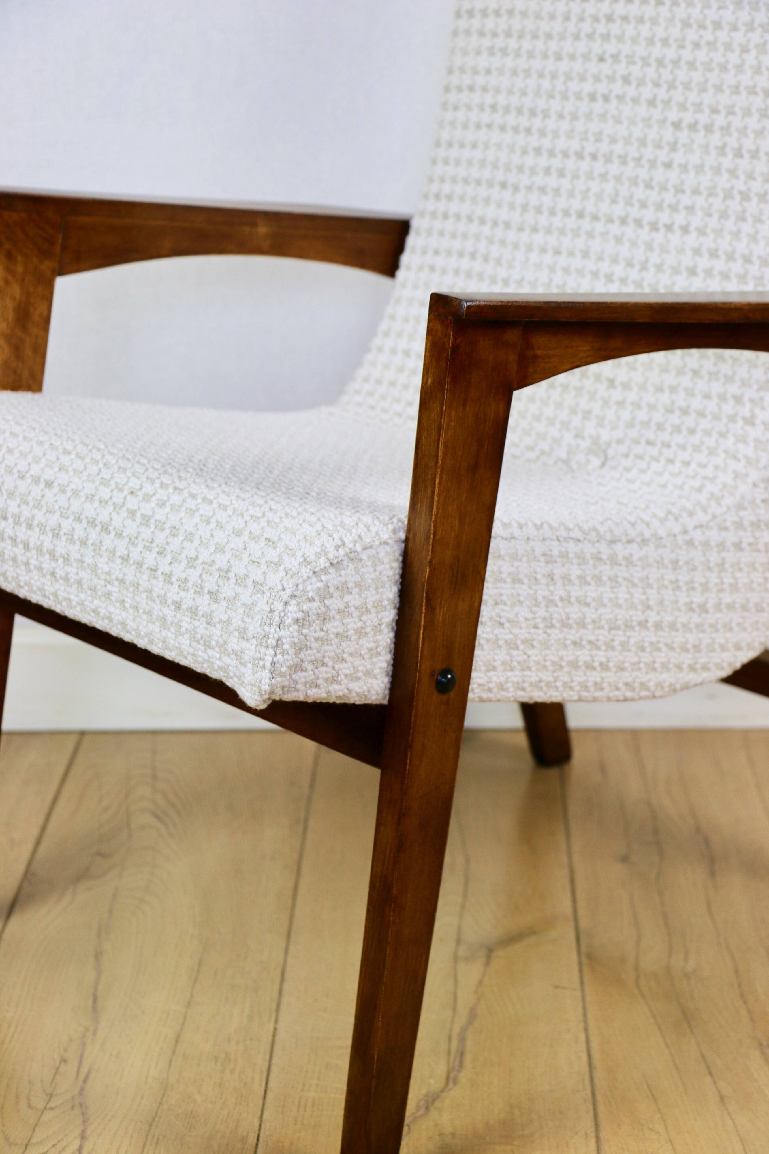 Vintage loft armchair herringbone natural fabric model from the 70s