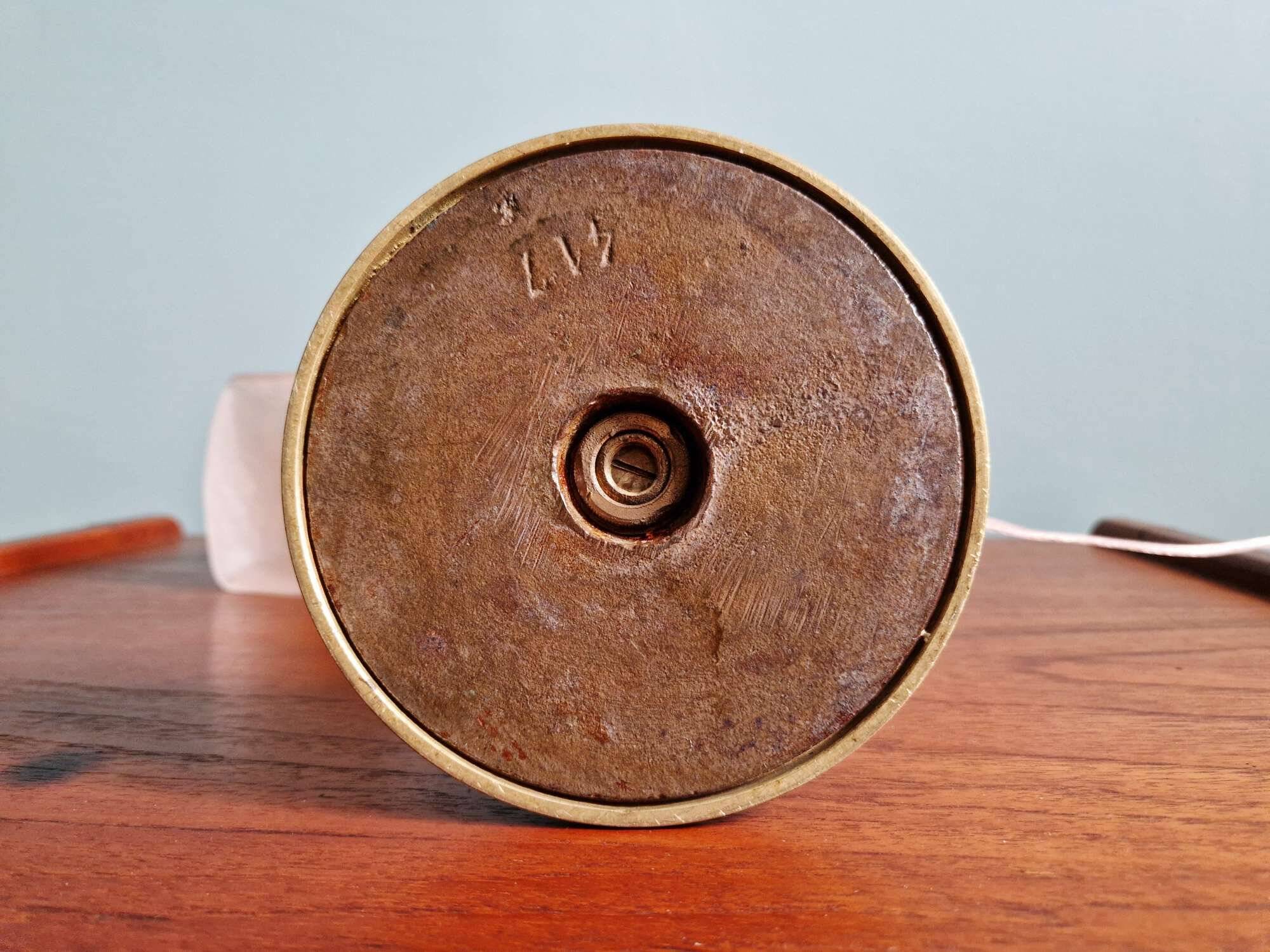 Lampe de bureau art déco en bronze et tulipe signée Schneider, années 1920