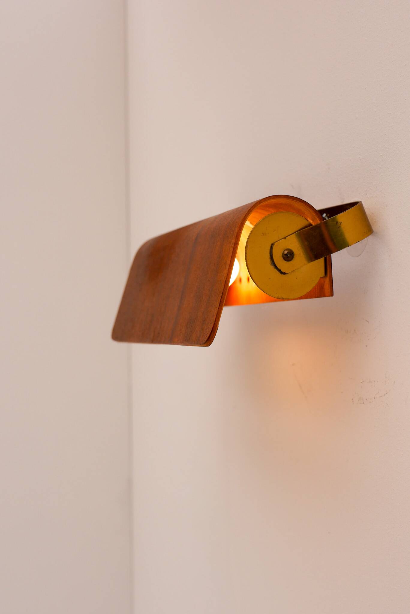Vintage teak sconce. Mid-century modern classic Scandinavian wall lamp