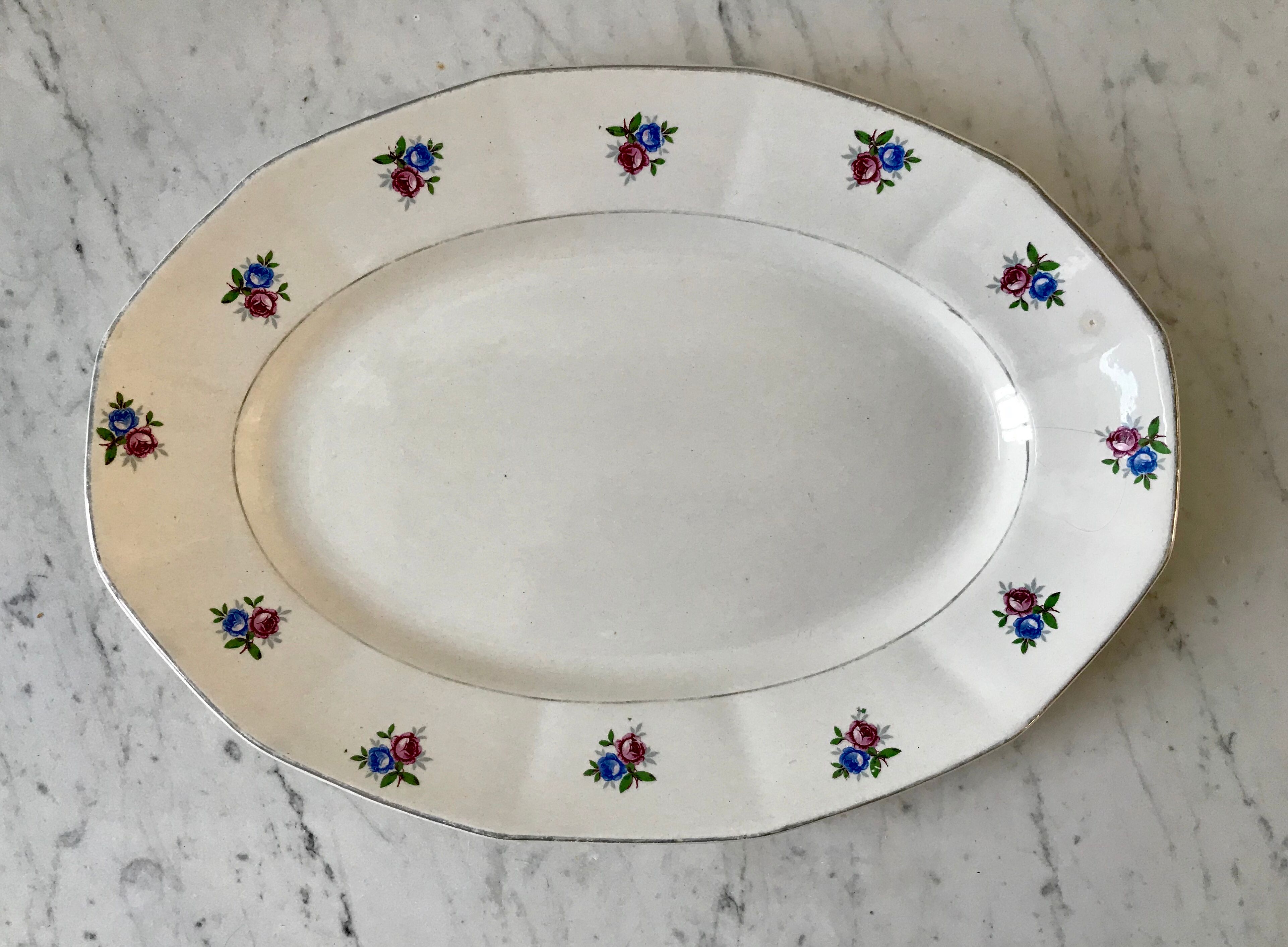 Oval dish with small flowers digoin sarreguemines 50s