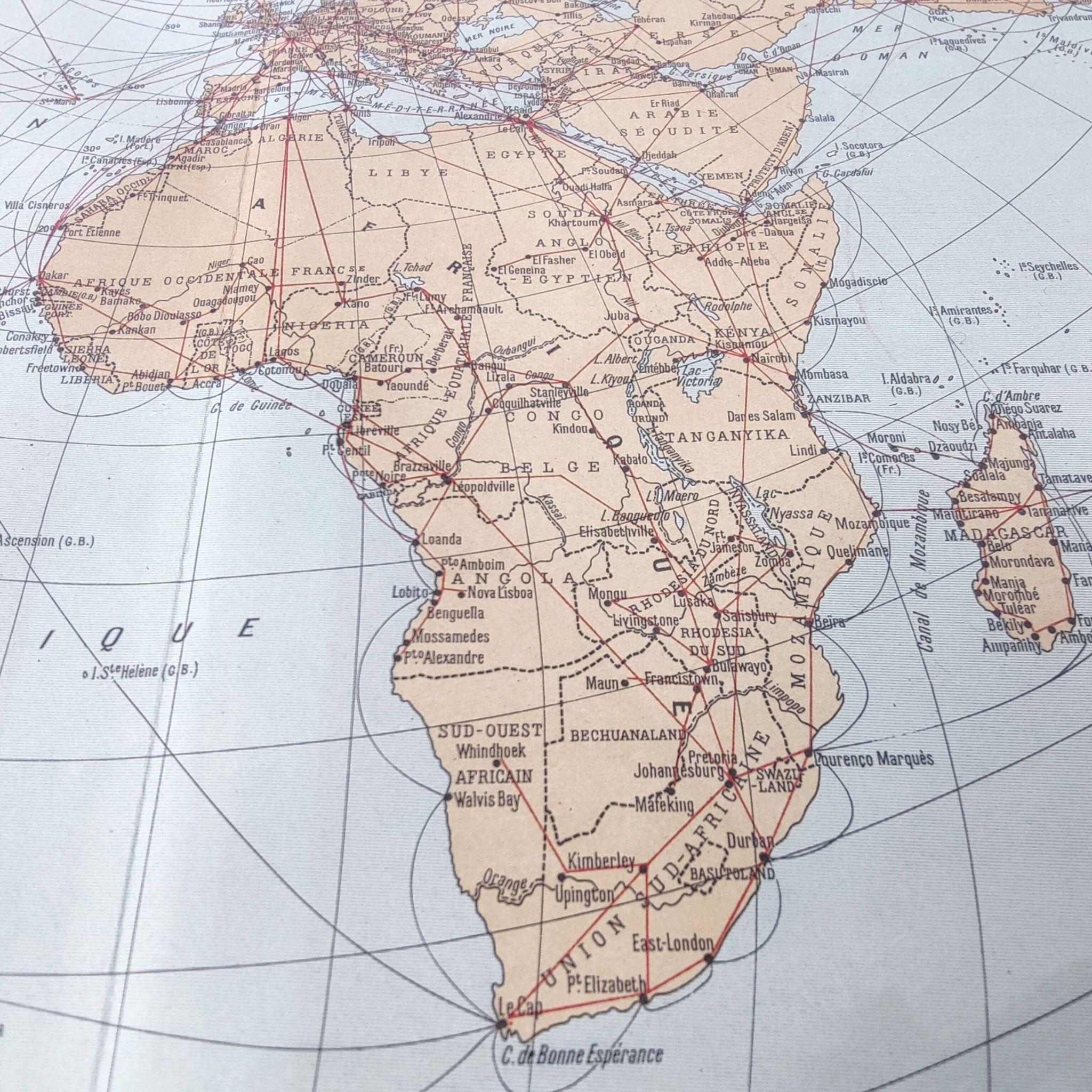 World map, planisphere, vintage air and sea routes from 1950.