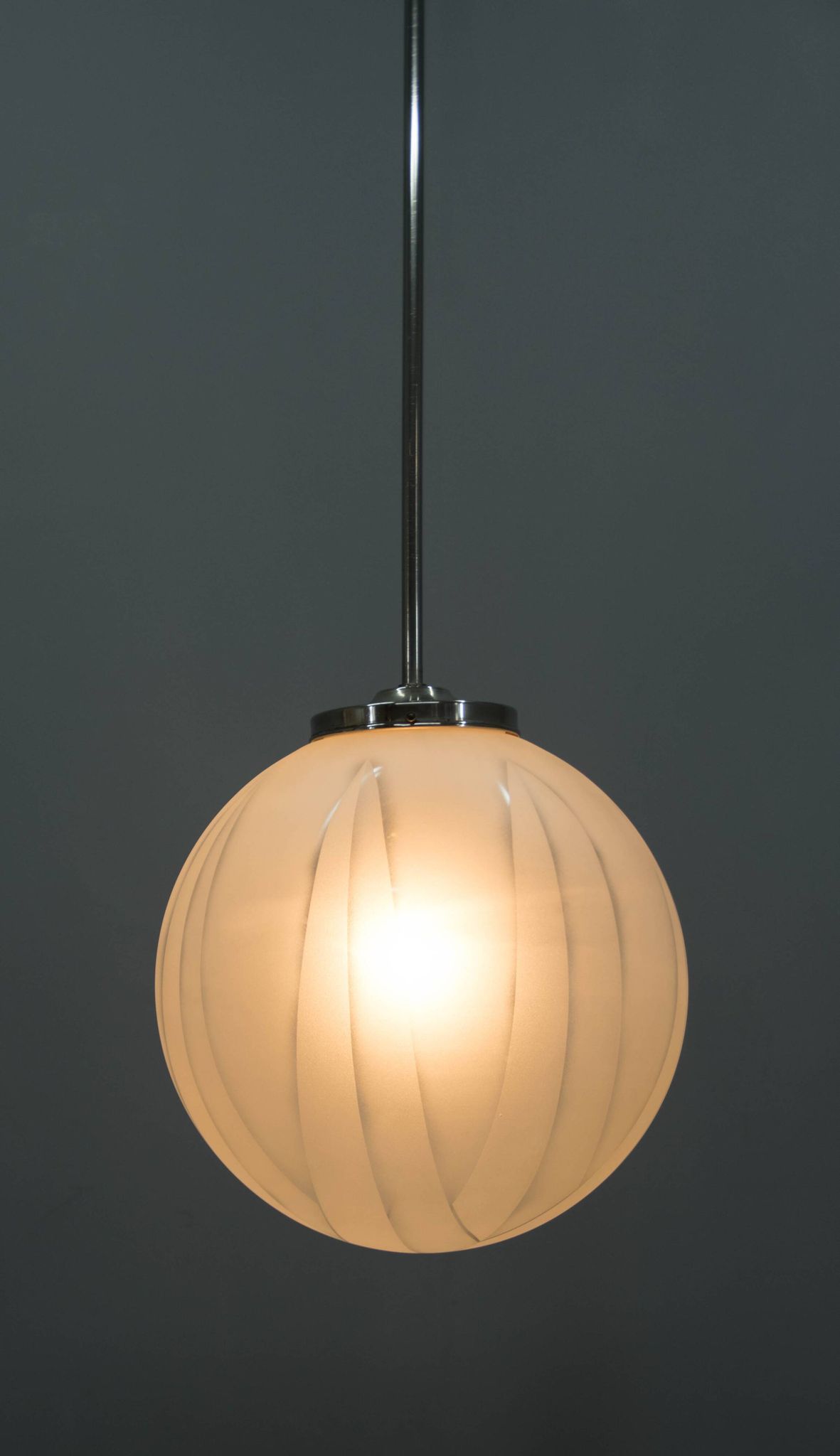 Suspension Art Déco XXL, années 1930