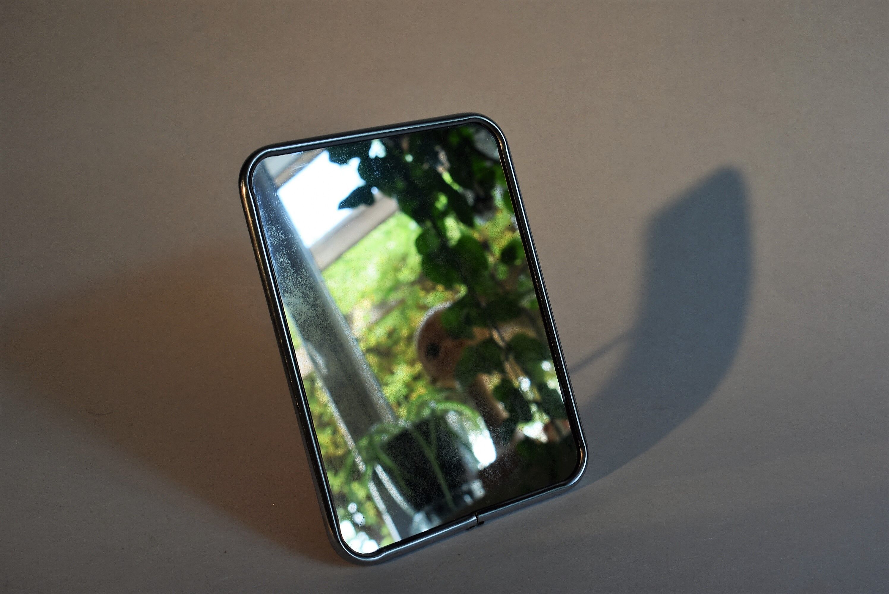 Barber mirror red back 15x20cm