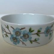 Bonbonnière en porcelaine