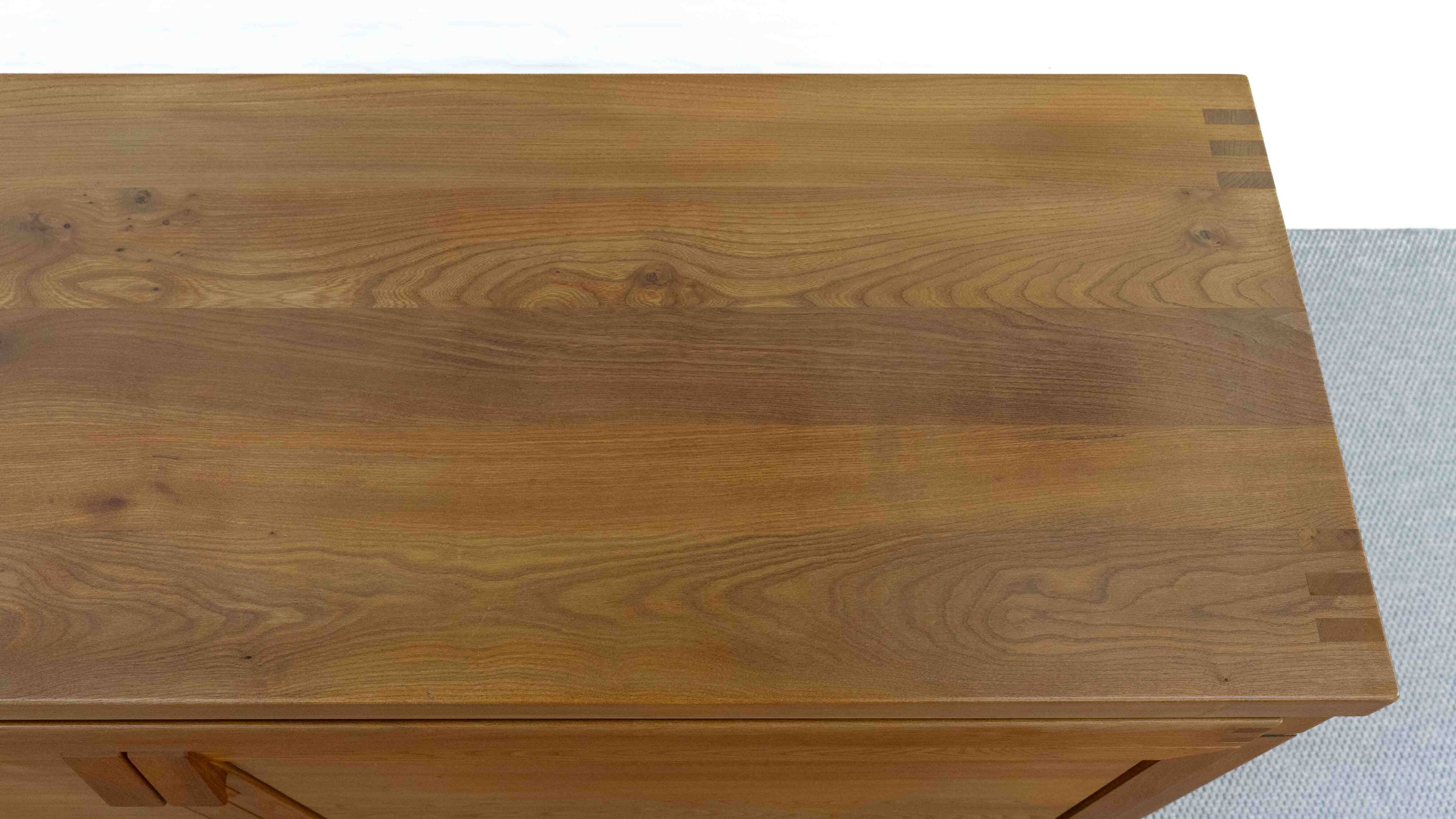 Sideboard R08 de Pierre Chapo en orme massif