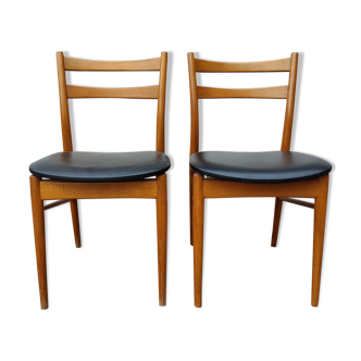 Paire de chaises scandinaves en teck et skaï noir, années 60