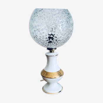 Porcelain table lamp and glass globe