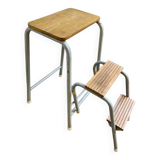 Vintage folding stool / kitchen step / mini ladder