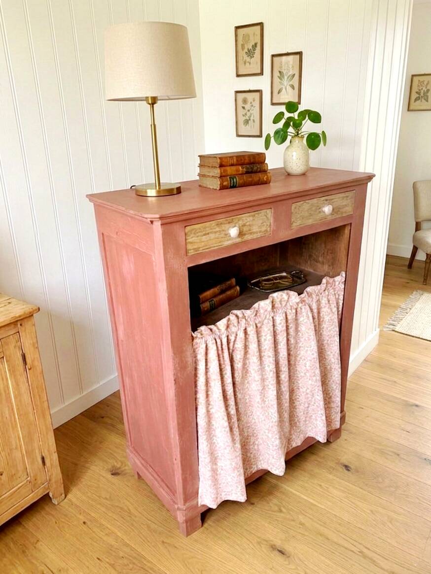 Very terracotta to curtain