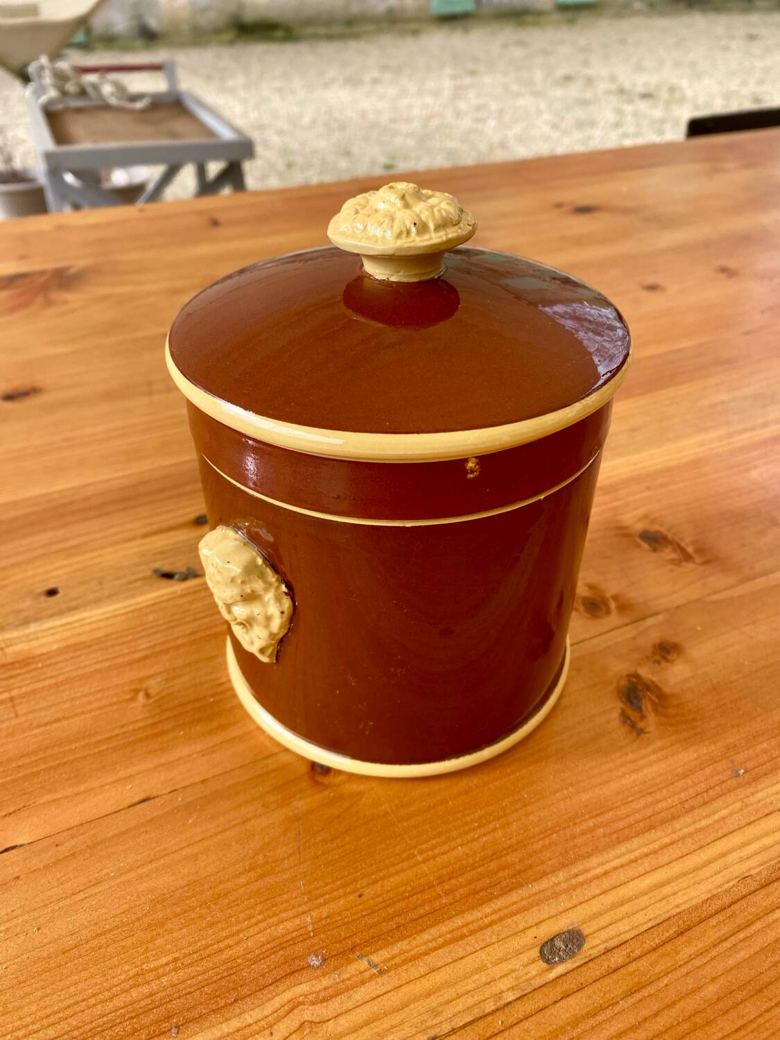 Sarreguemines fireclay pot