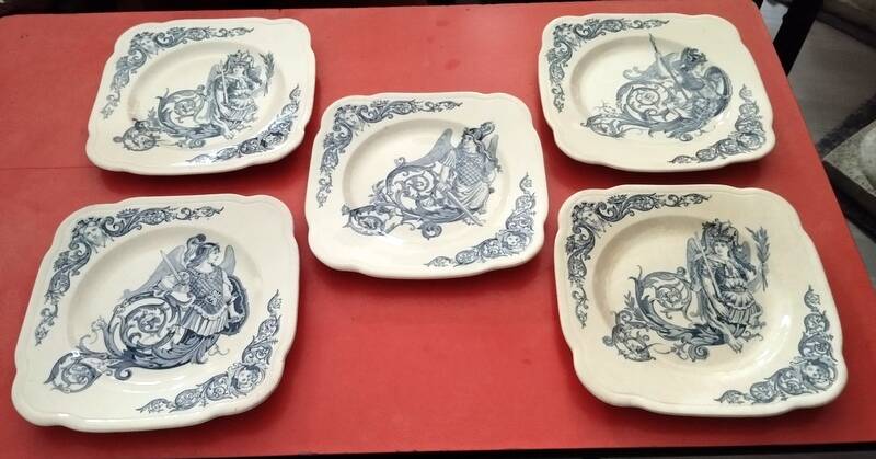 5 assiettes à dessert modèle Renaissance - faïence de Clairefontaine