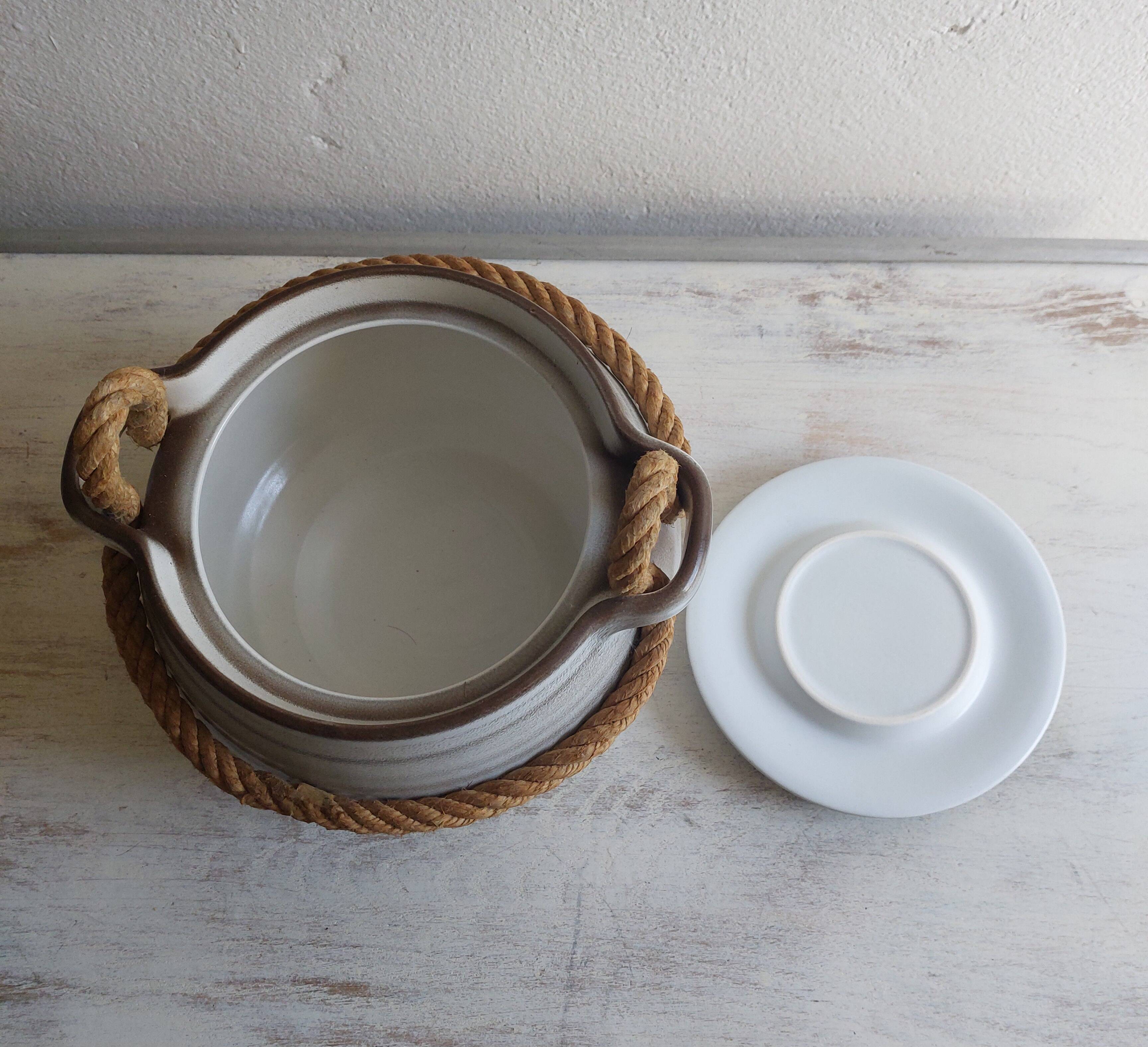 Salins sandstone tureen