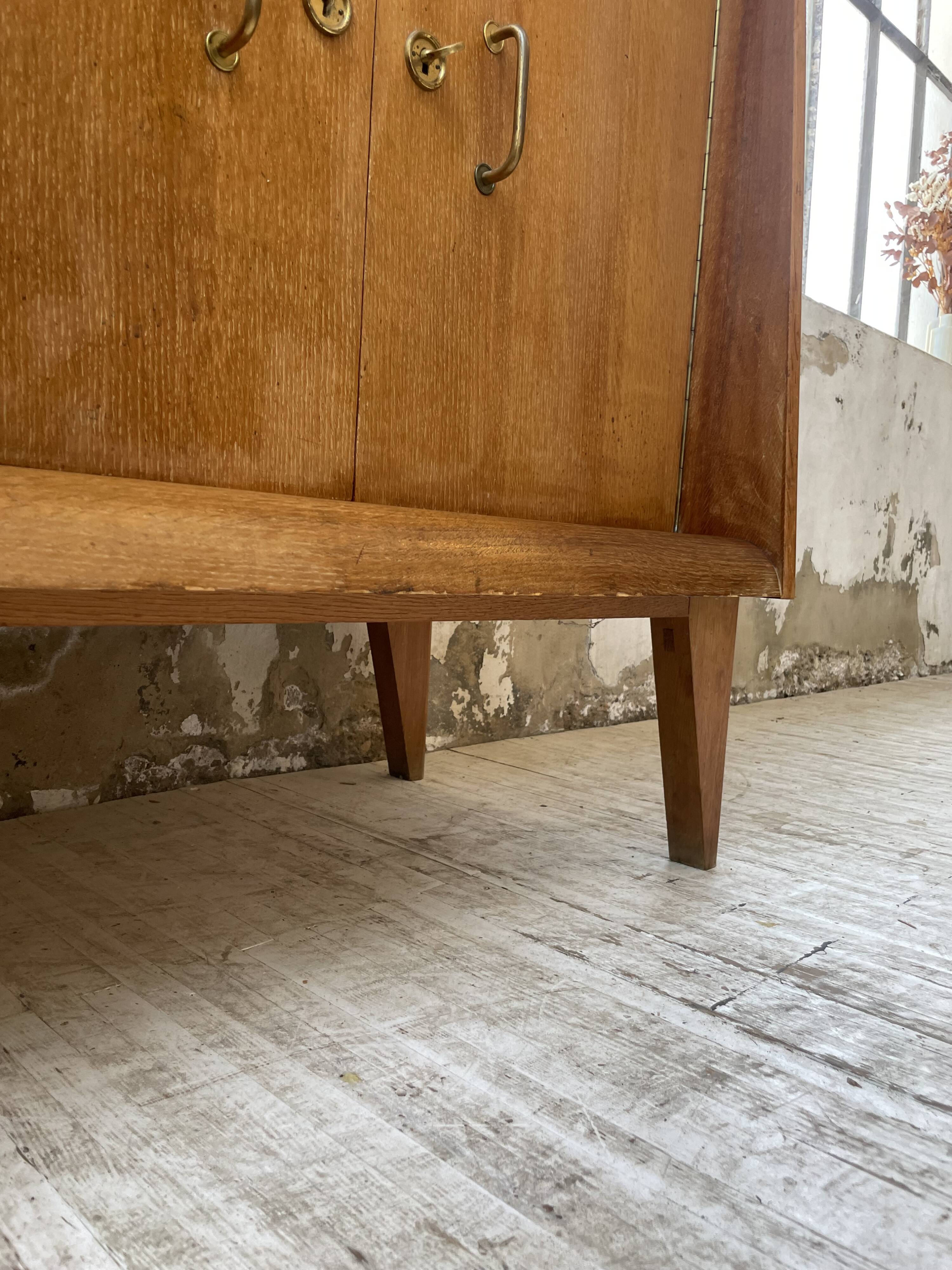 Meuble de rangement secrétaire chêne années 60