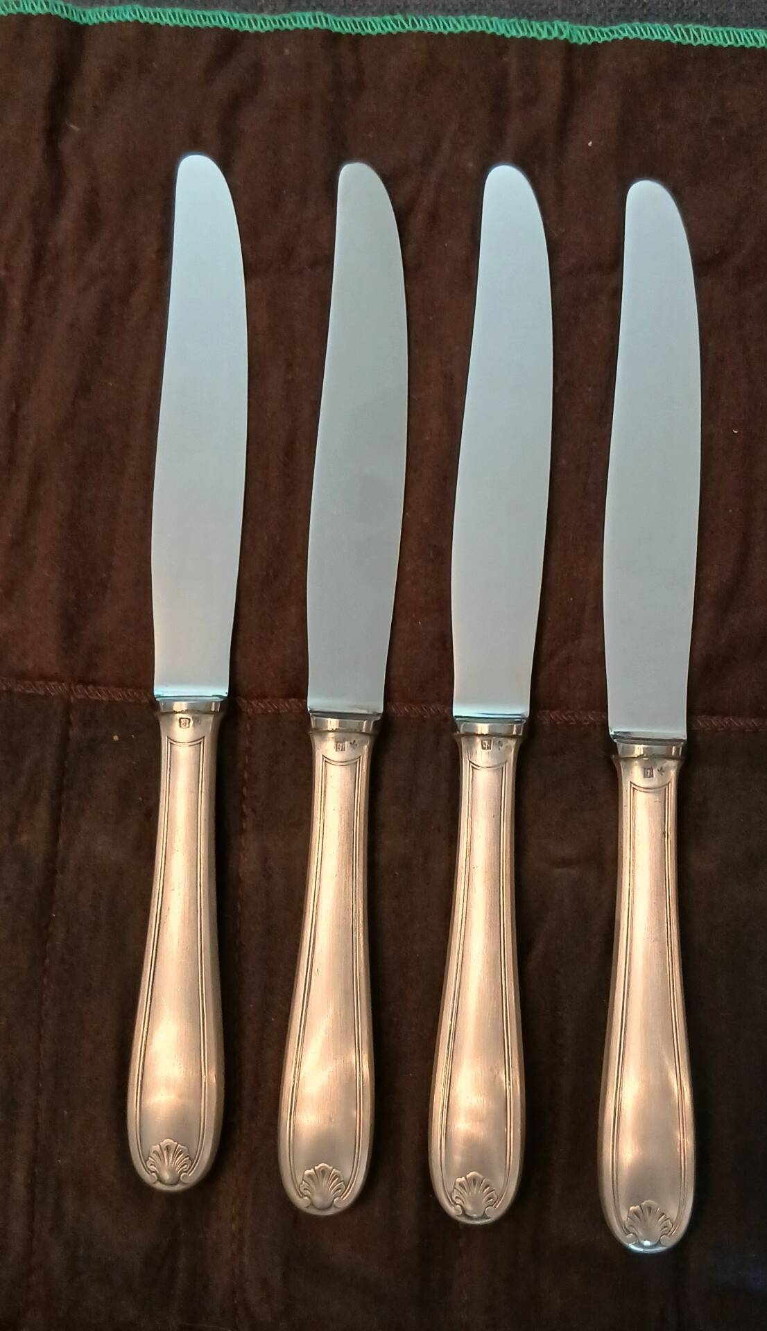 Christofle Vendôme shell 12 large knives silver-plated