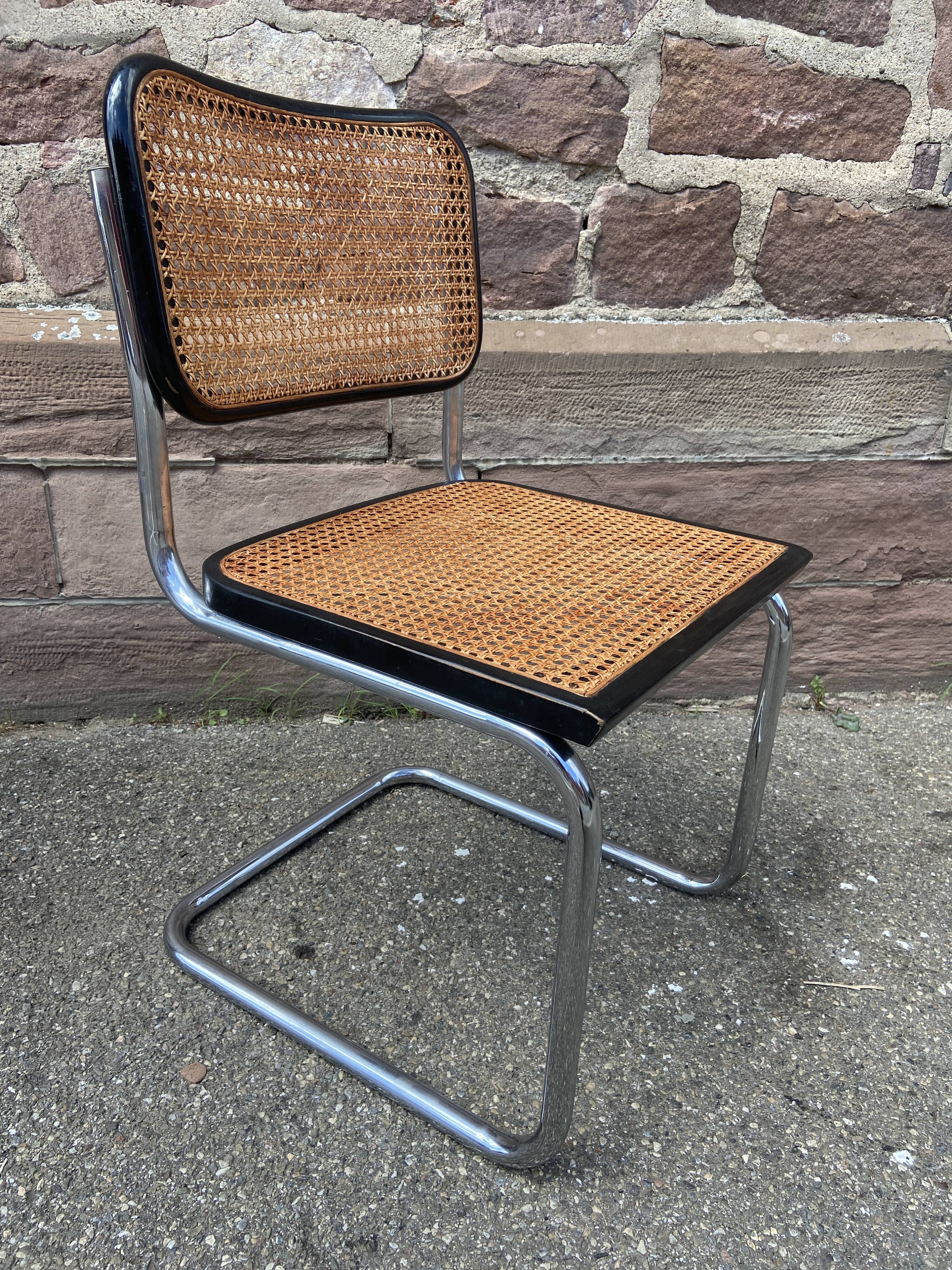 Chaise Cesca B32 de Marcel Breuer, Italie 1980 design